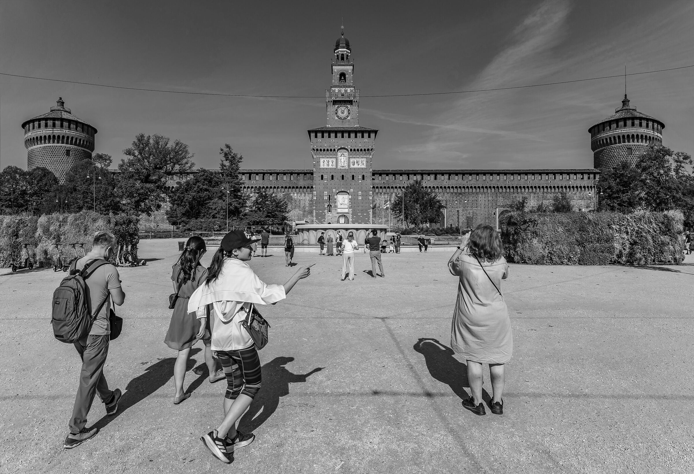 Castello Sforzesco - 19 settembre 2023. 11:04:50 - B&W