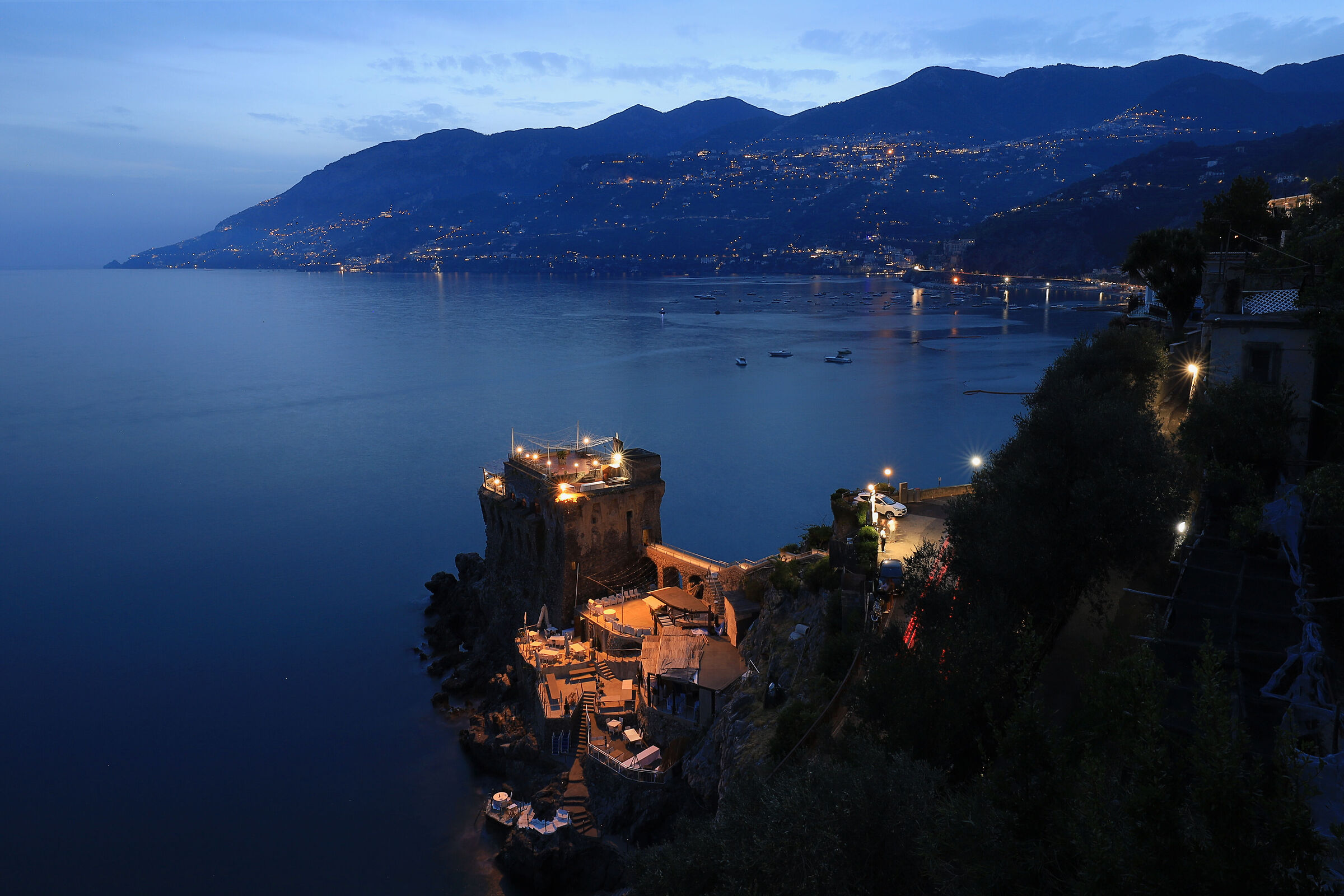 Ora blu sulla costiera