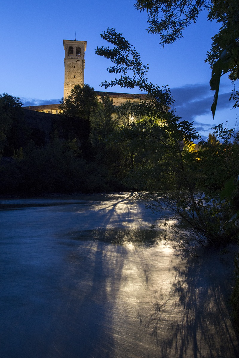 La chiesa e il fiume