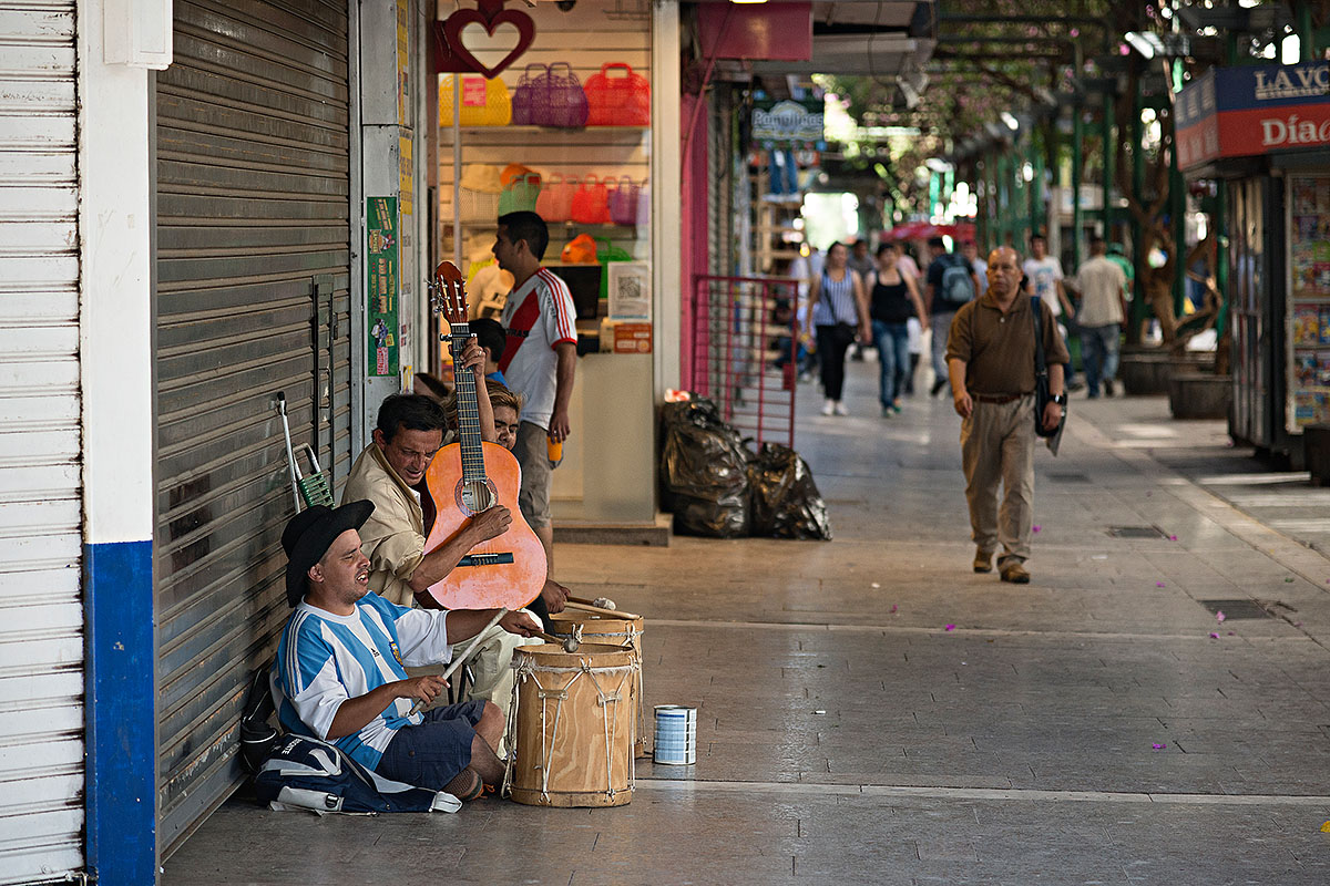 Una canzone per pochi intimi