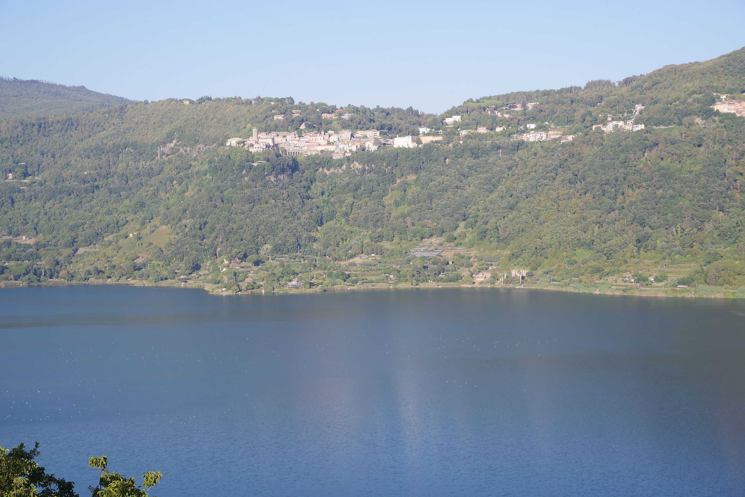 Nemi visto da Genzano