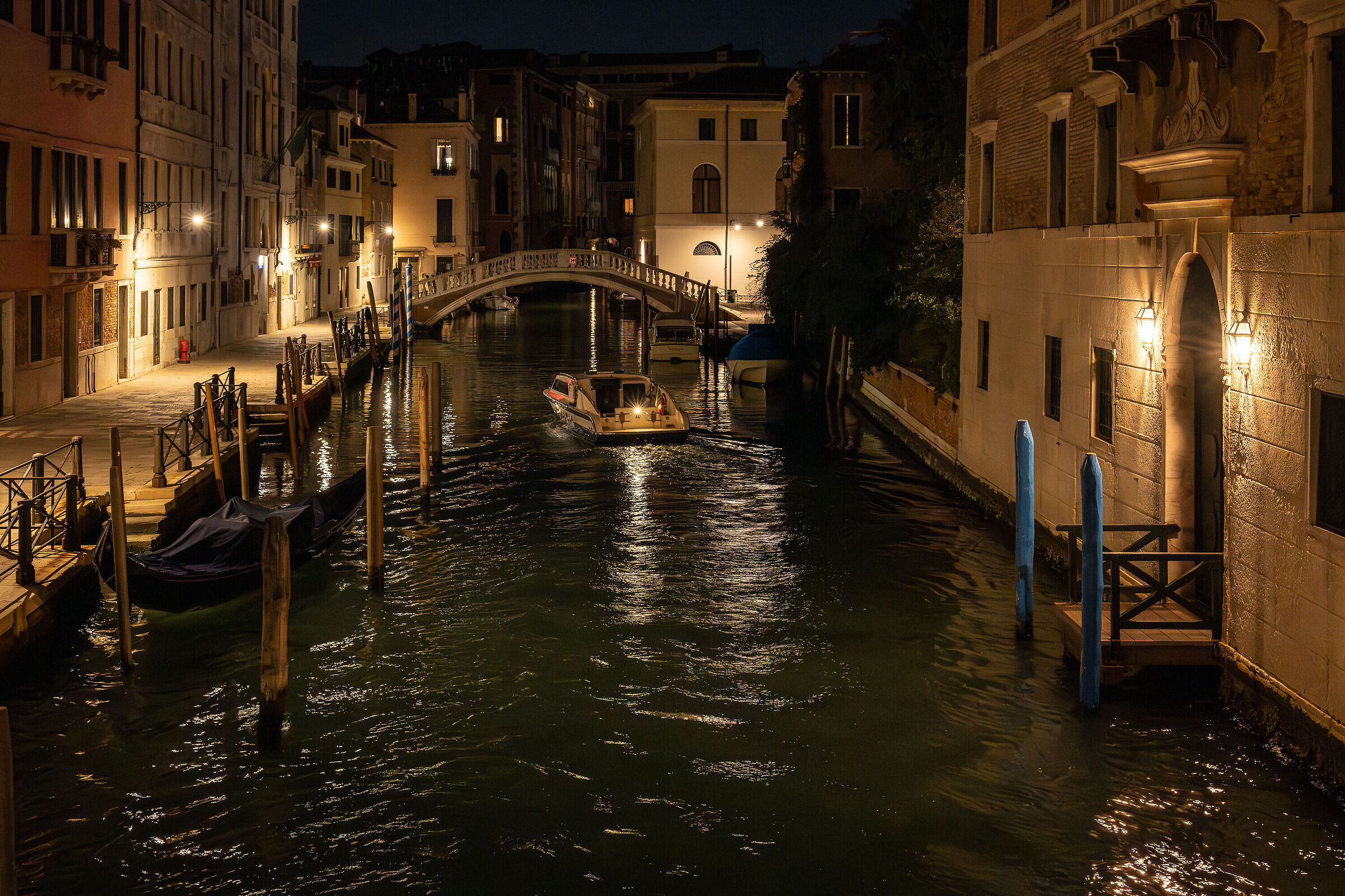 Venezia sui canali di sera