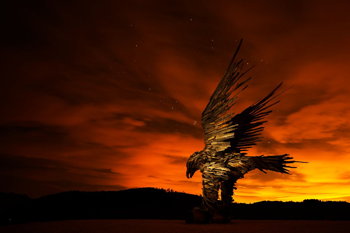 Aquila vaia at sunset