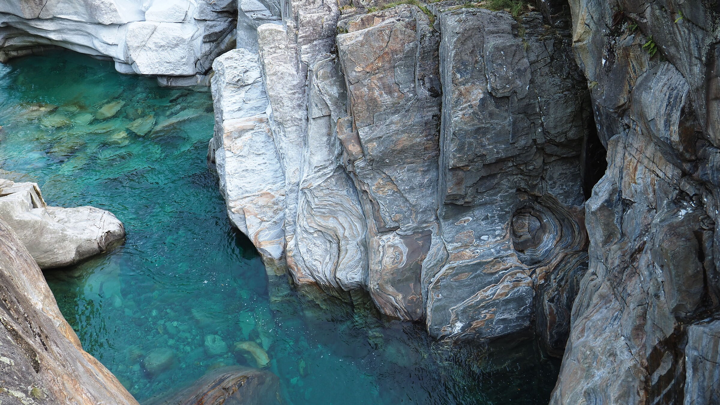 Val Verzasca CH