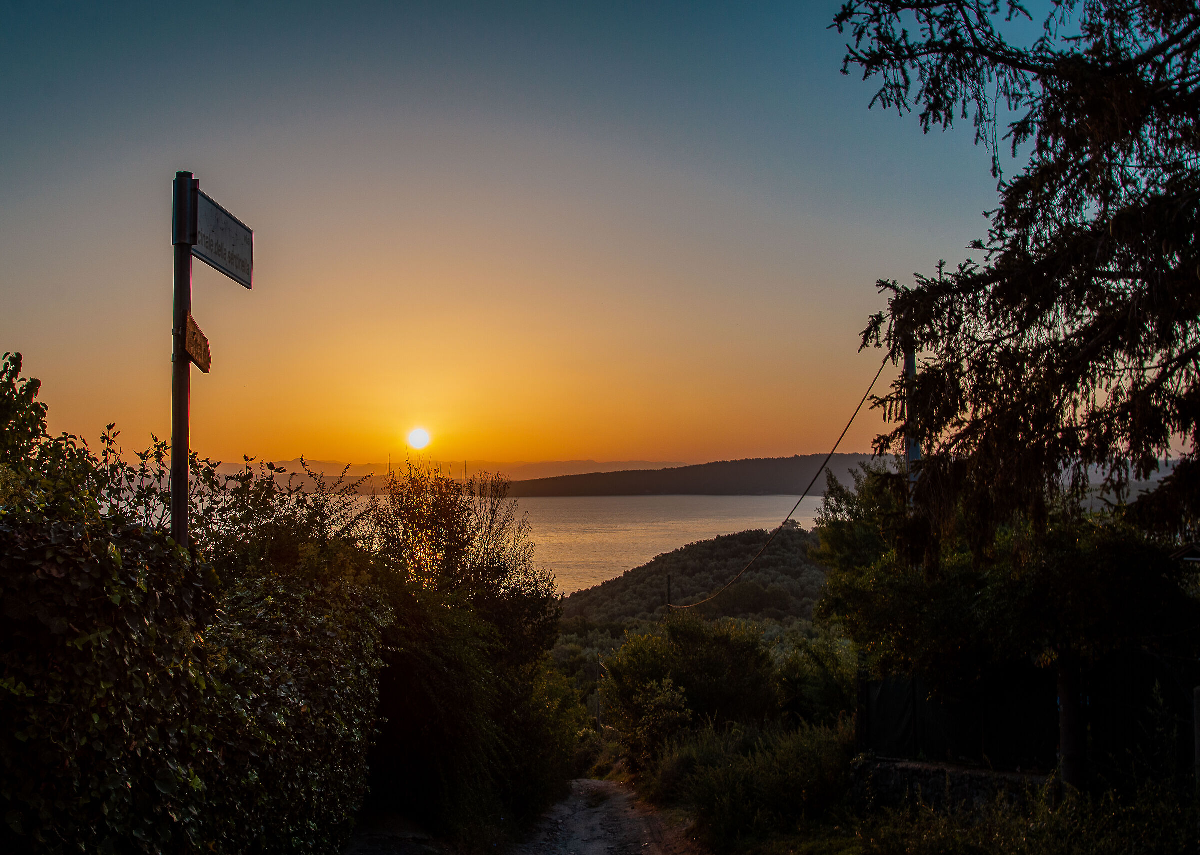 Alleys of Bracciano at dawn