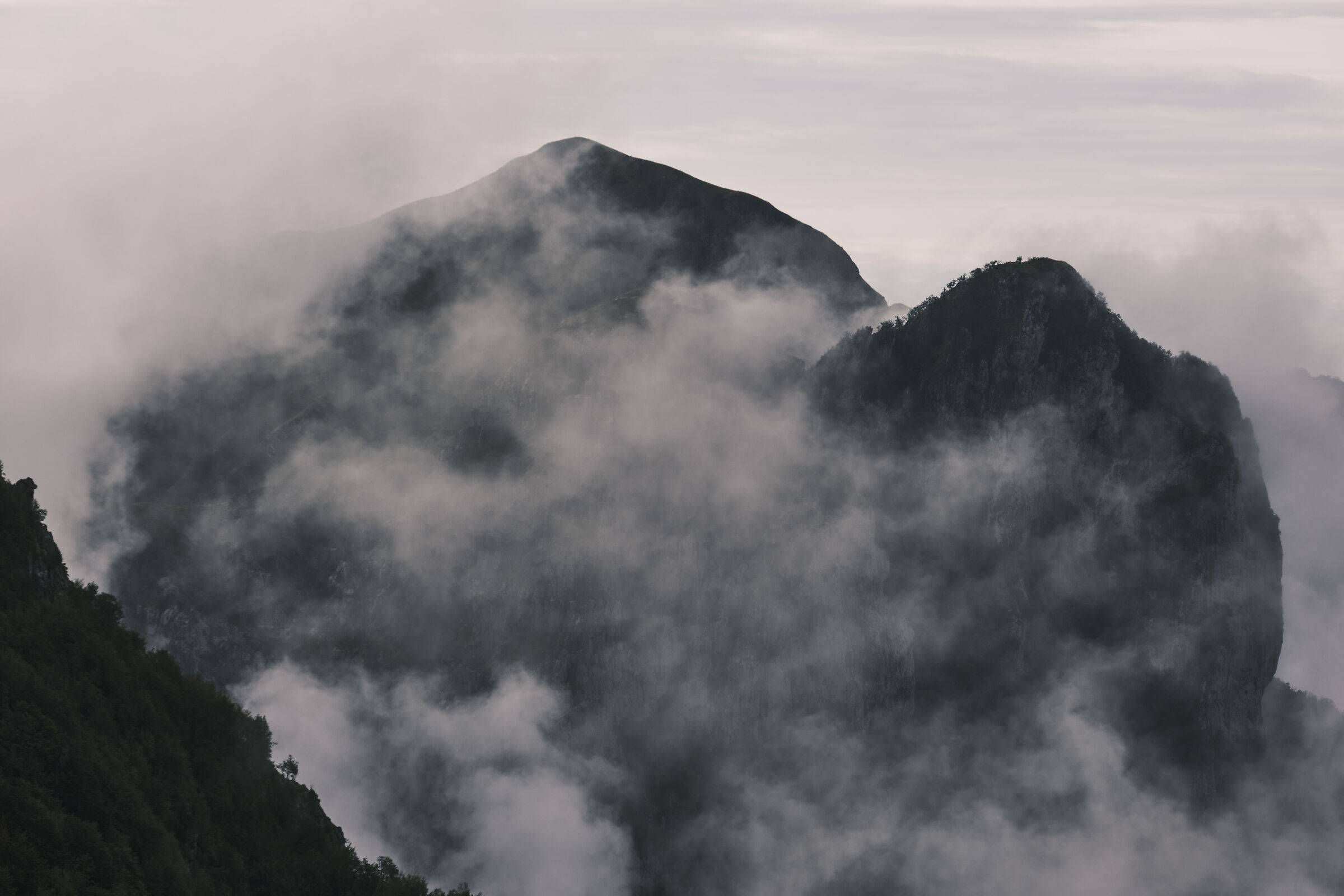 Monte forato