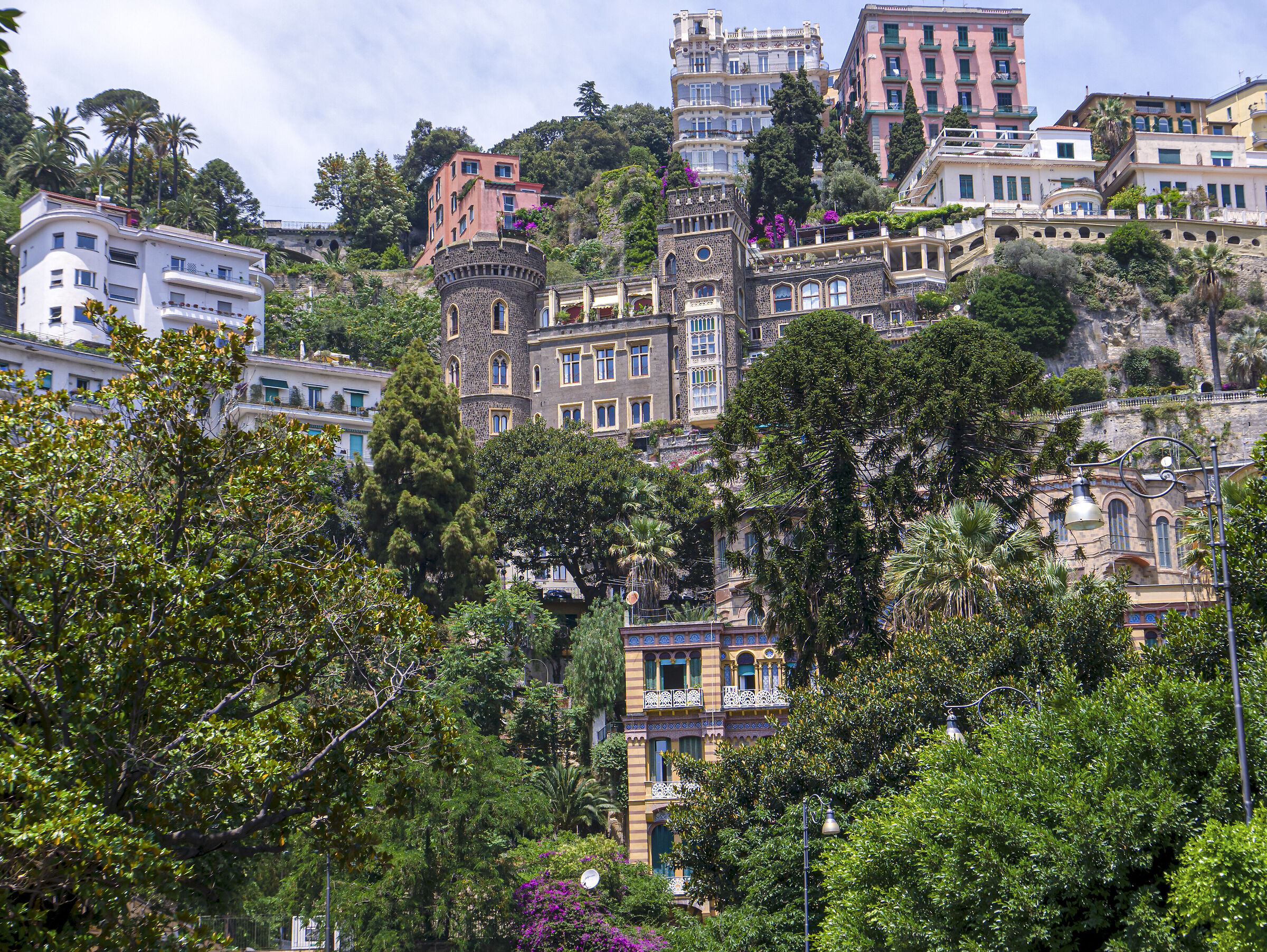 Napoli - Vista Parco Margherita-castel Aselmeyer