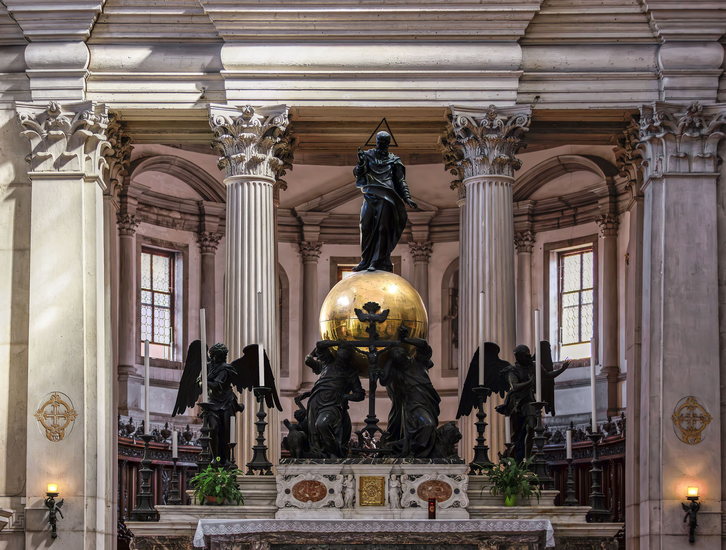 Altar