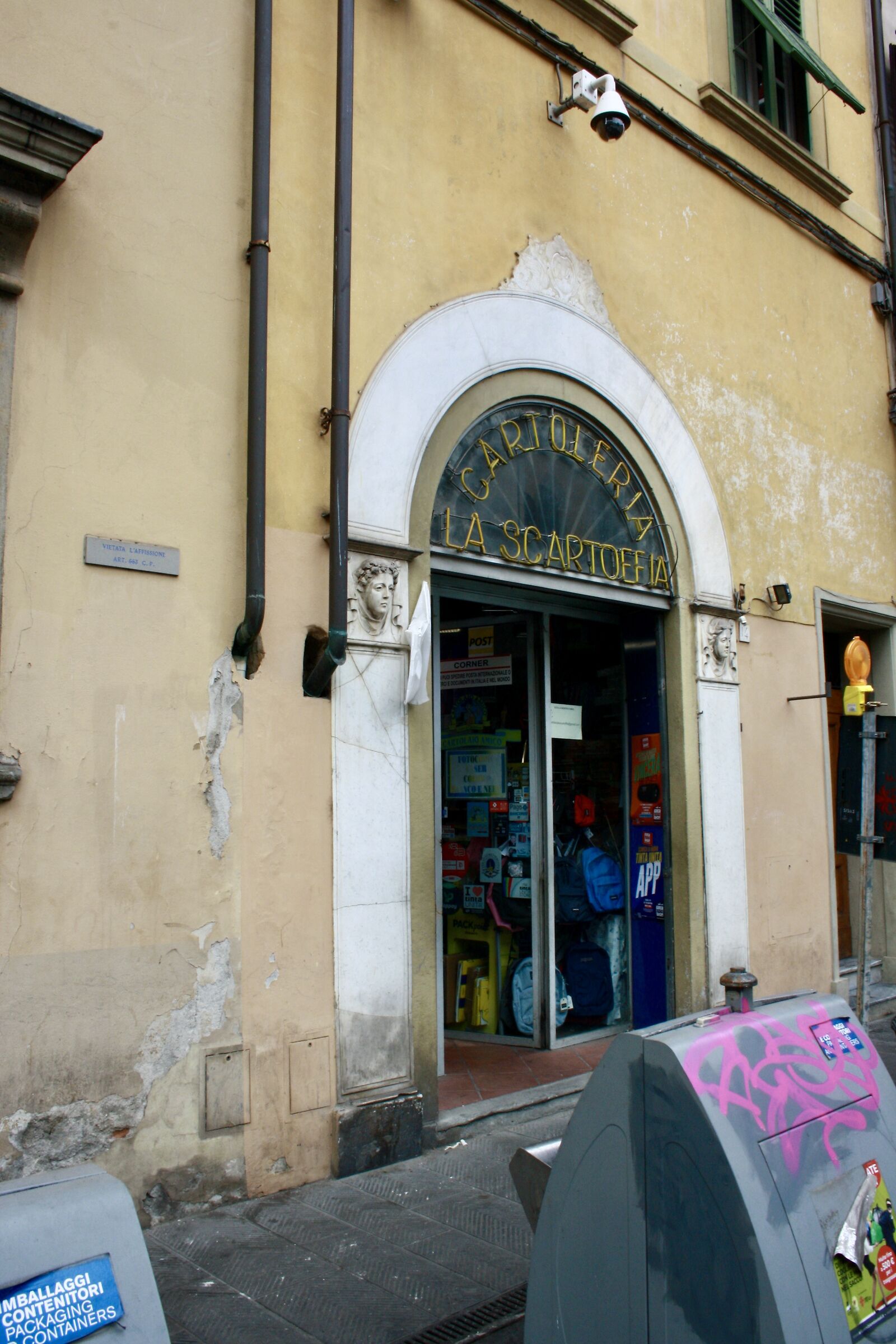 bottega IN VIA sant'agostino