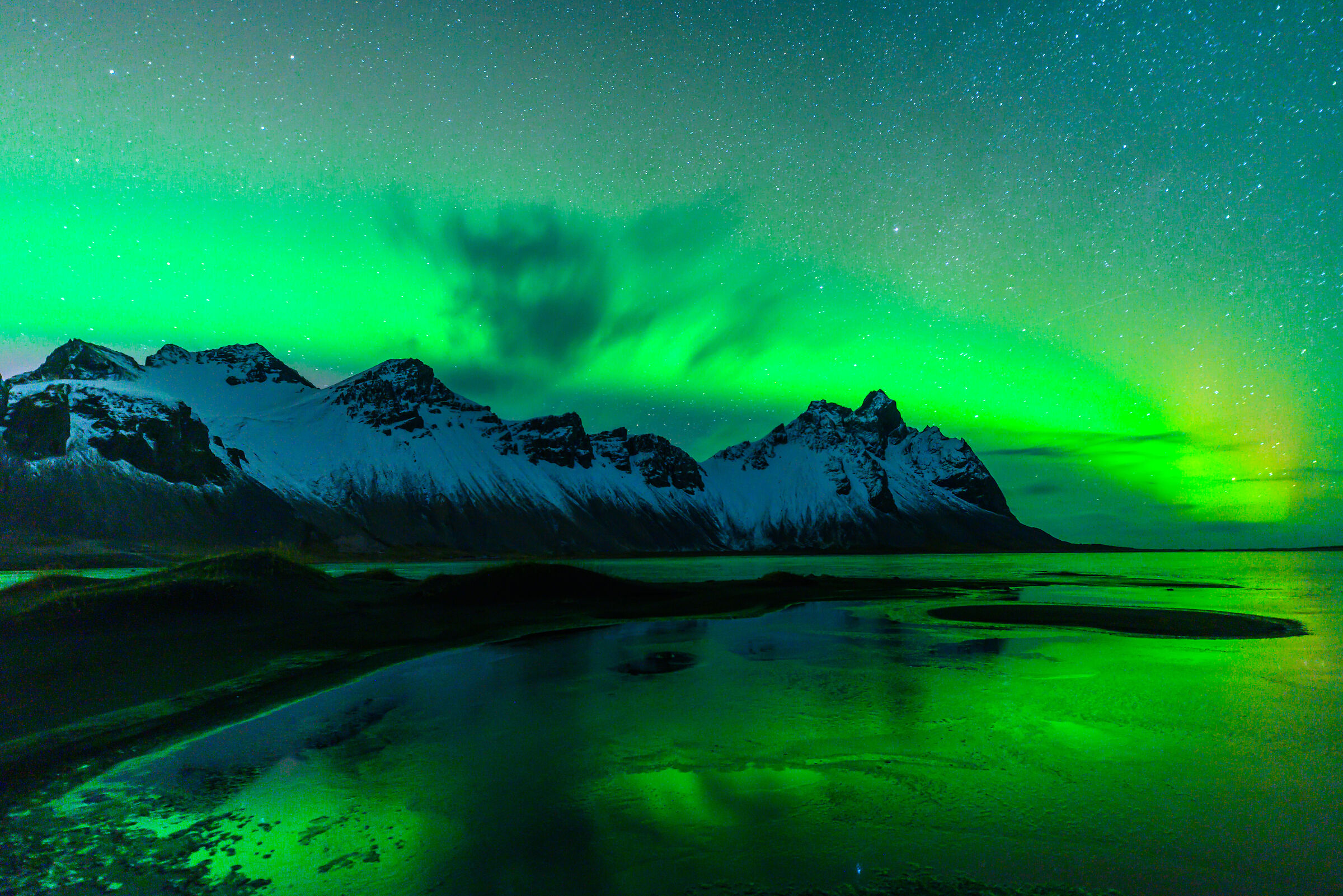 aurora verde su Stokksnes