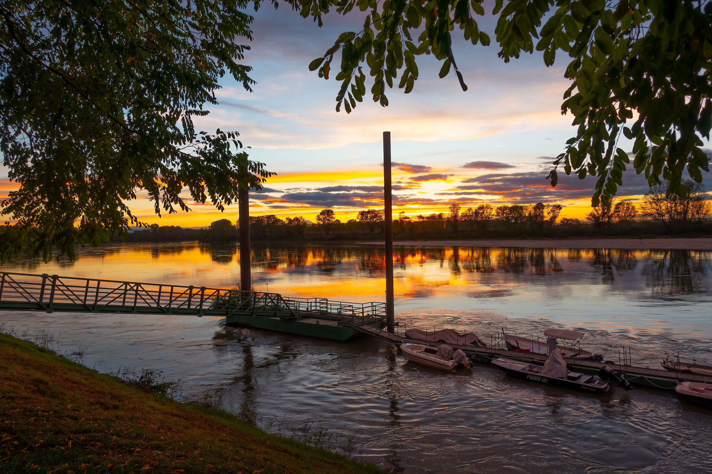 Tramonto sul Po a Guastalla (re)