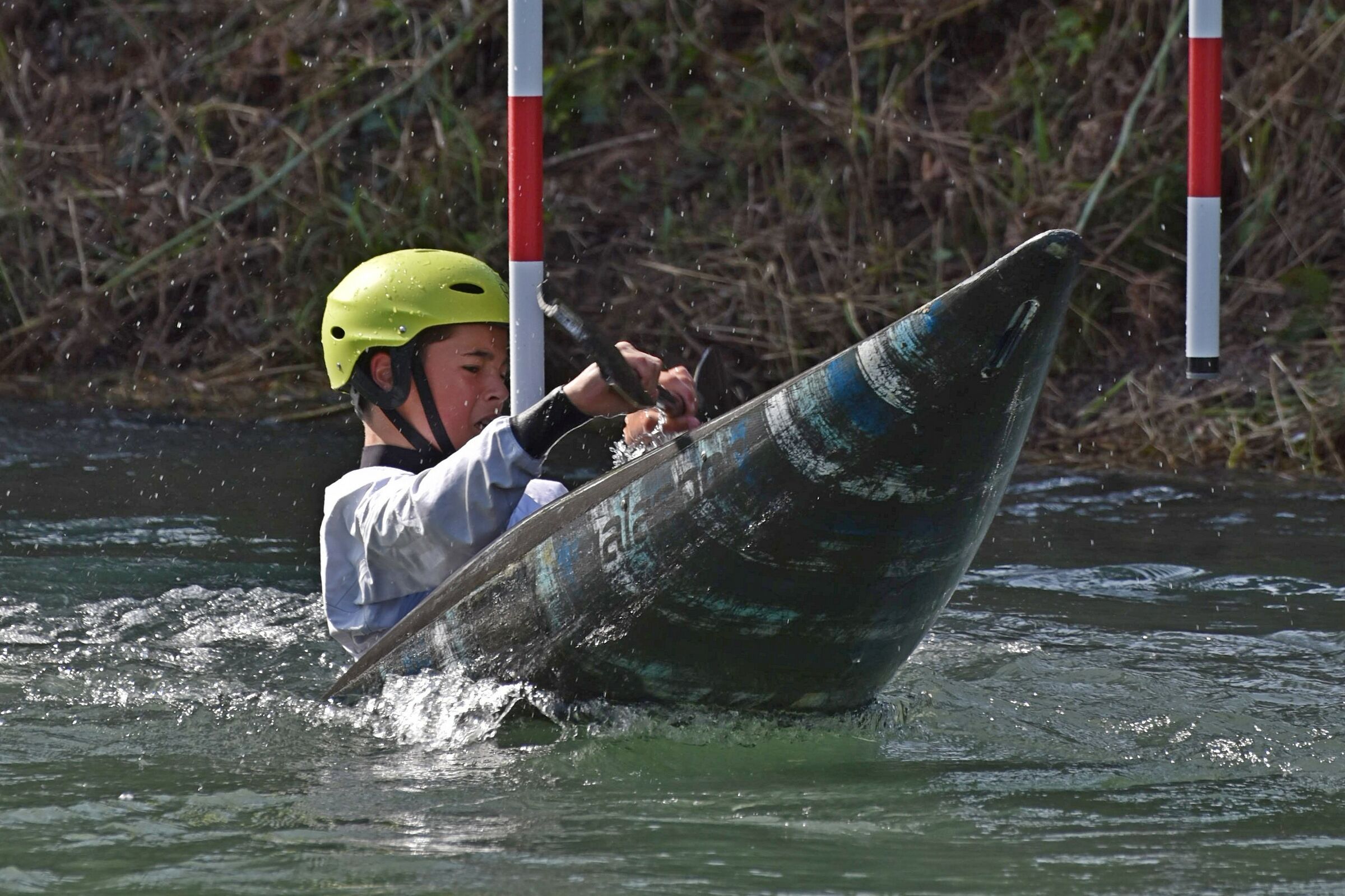 Kayak slalom 9