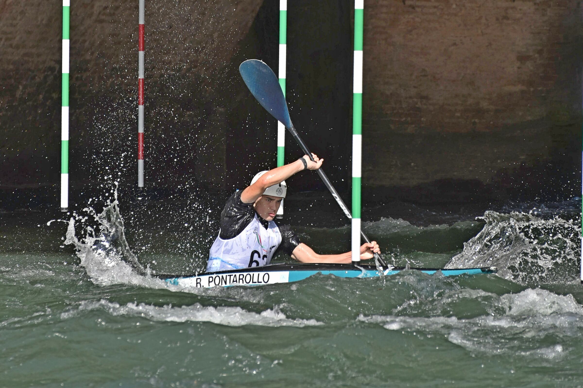 Kayak slslom 8