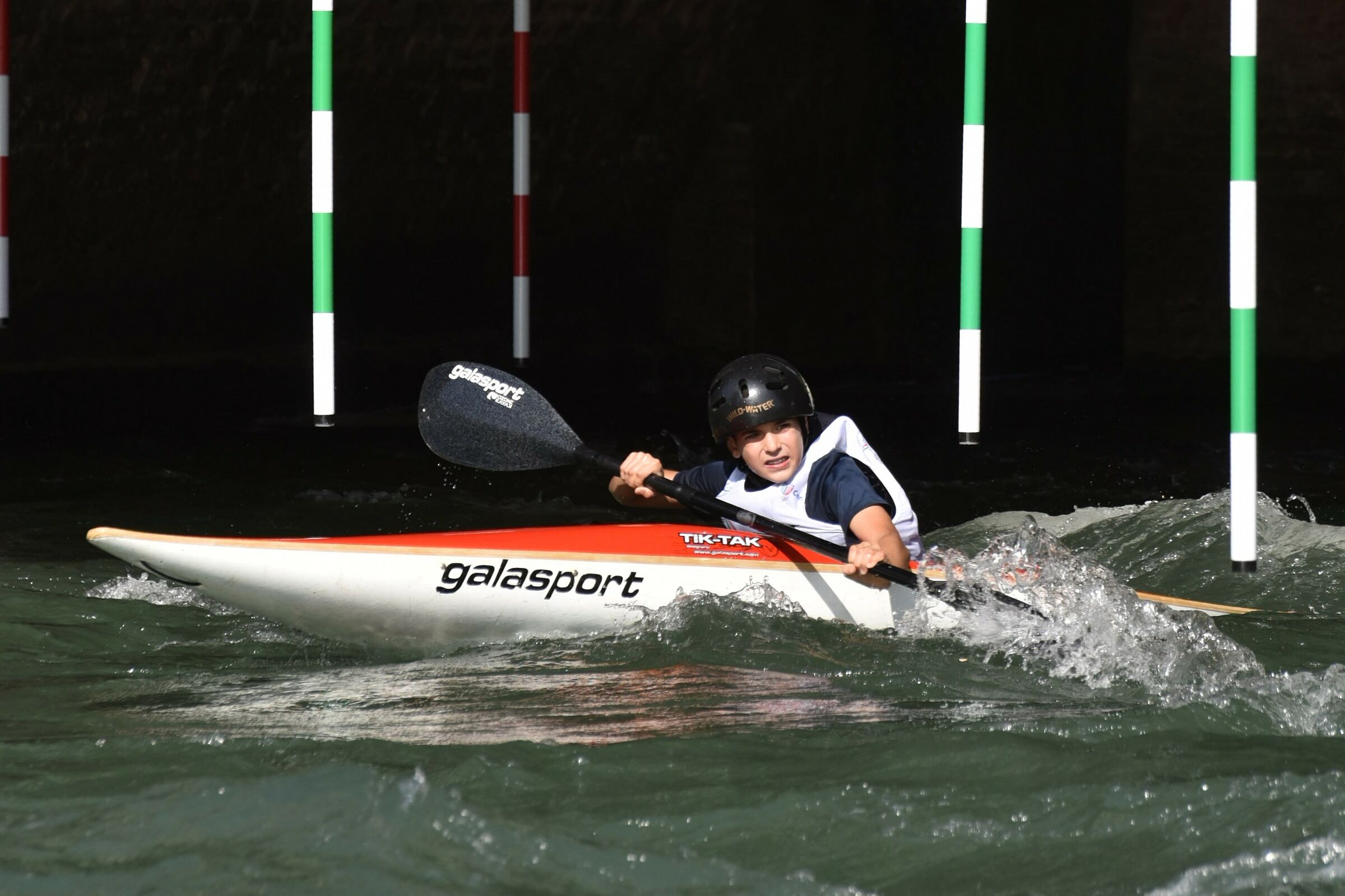 Kayak slalom 10
