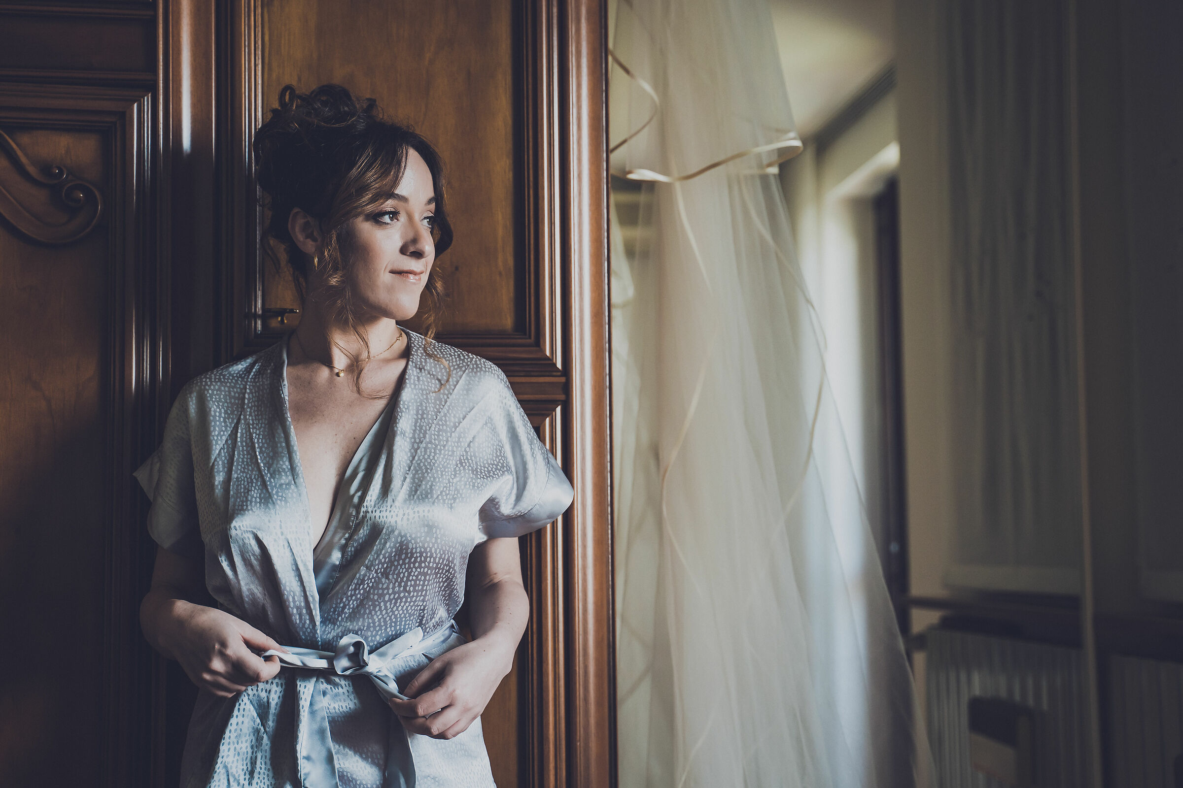 Bride & Dress