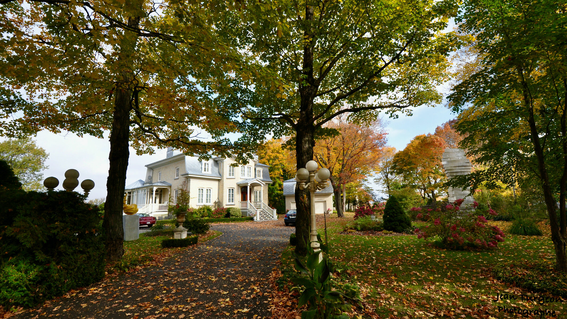 Piccolo castello nella campagna del Quebec