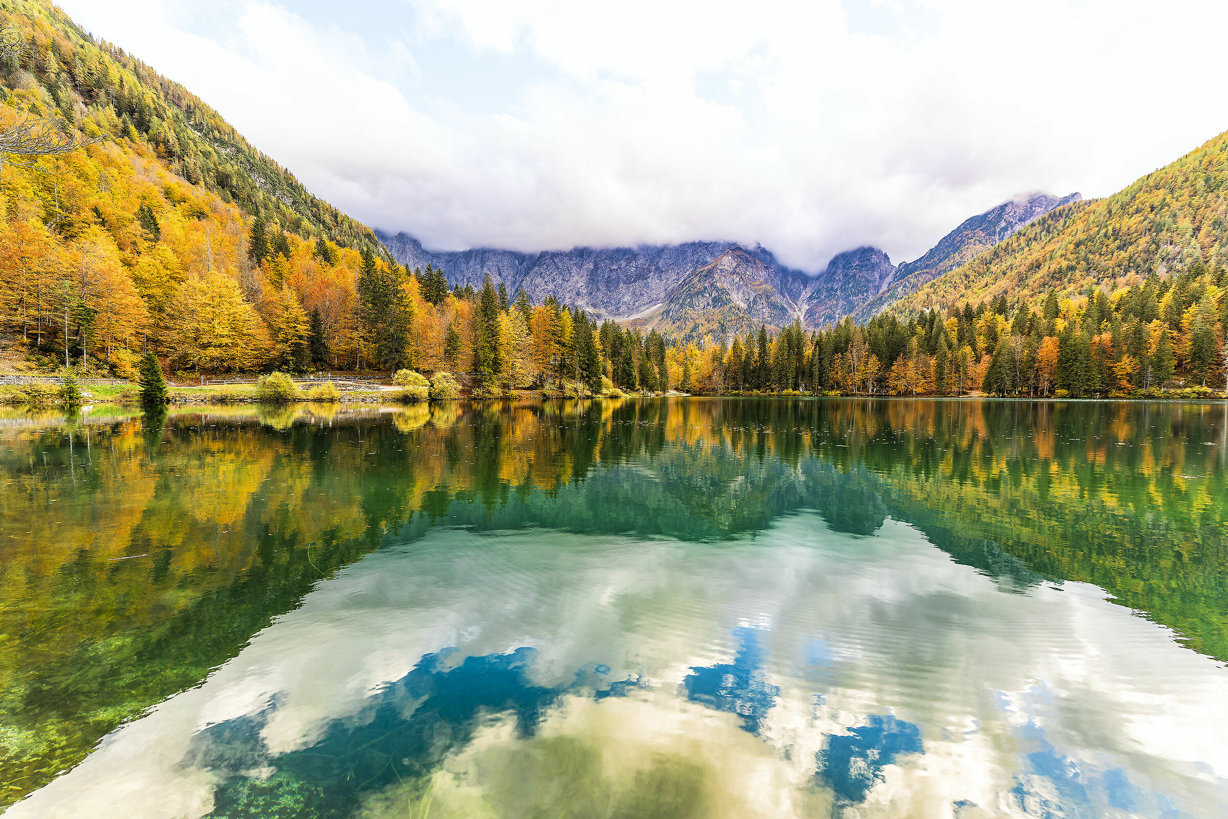 Autunno al lago di Fusine
