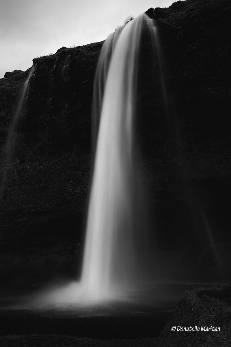 Cascata di Seljalandsfoss