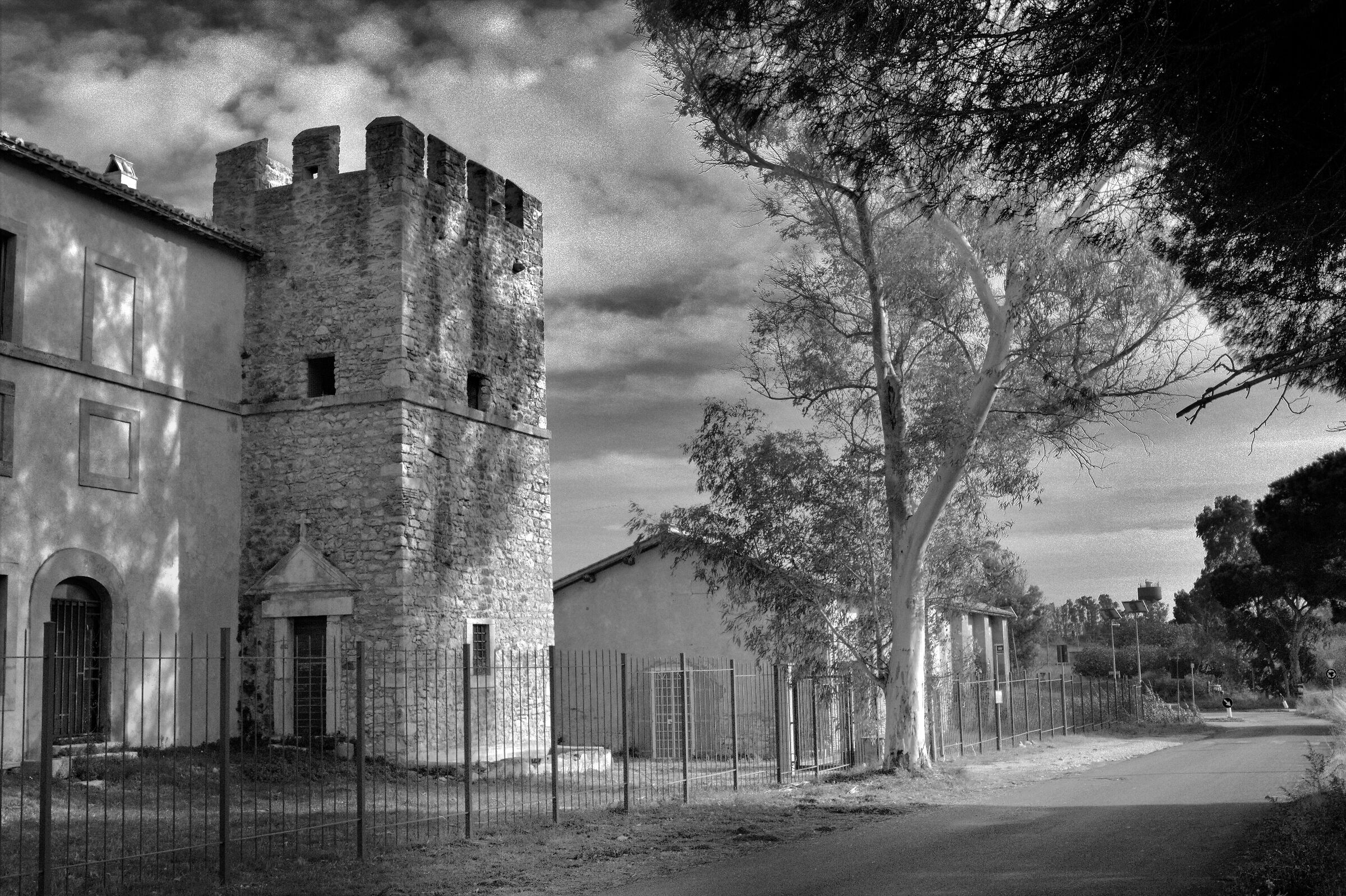 Castellaccio di Monteroni