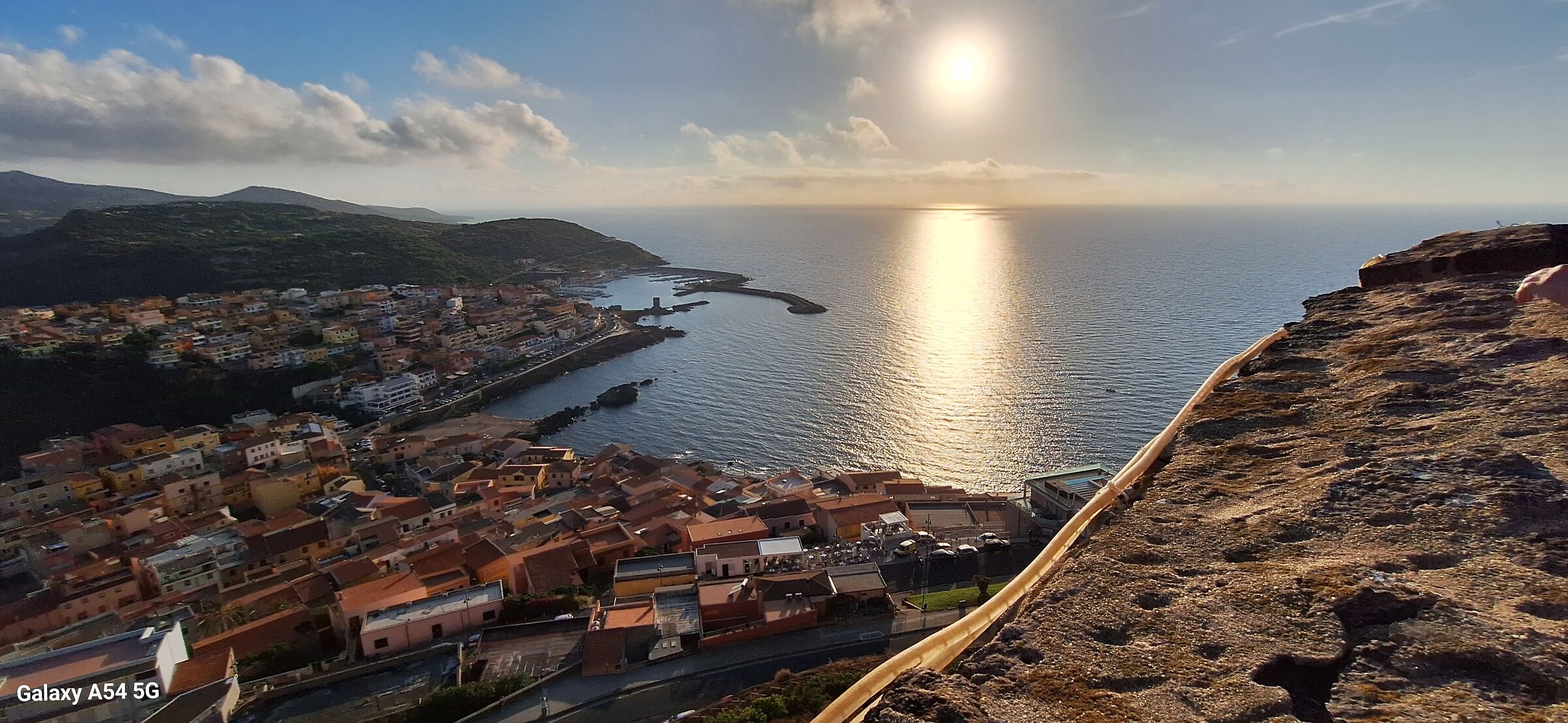 Guardando da Castelsardo verso il mare