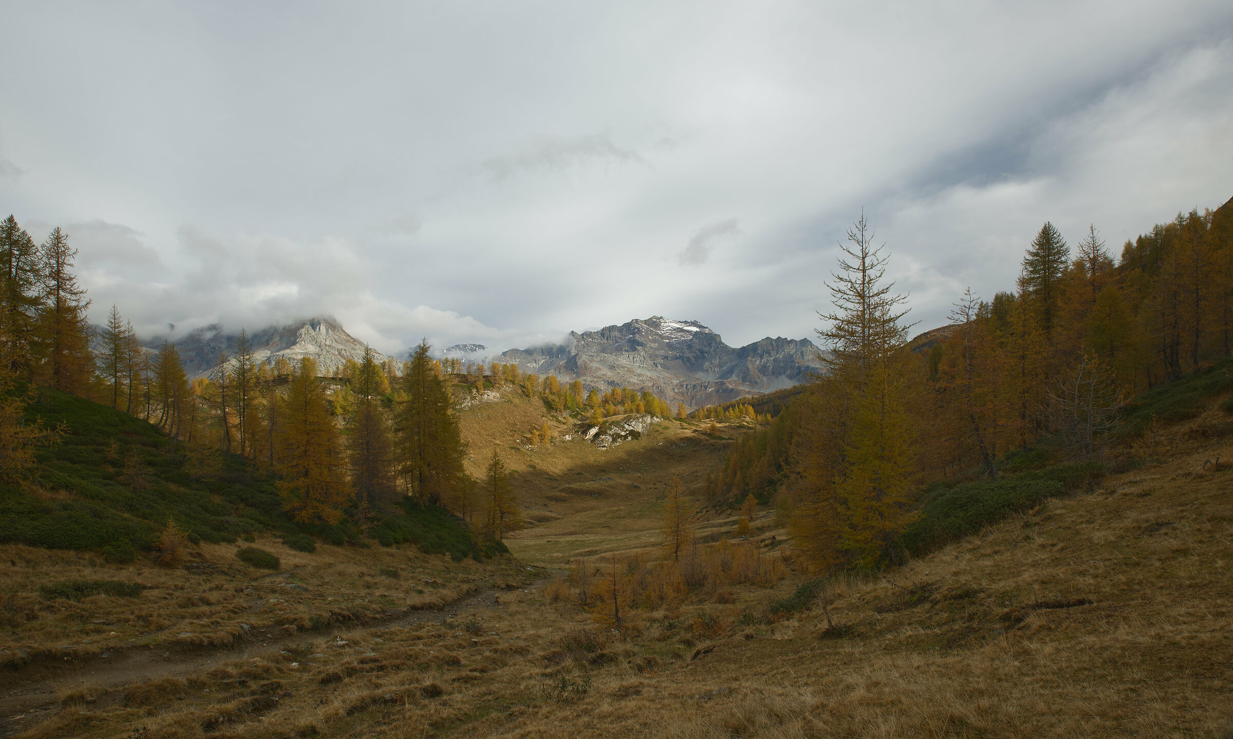 Alpe Devero-Alpe Sangiatto-laghetto superiore di Sangia