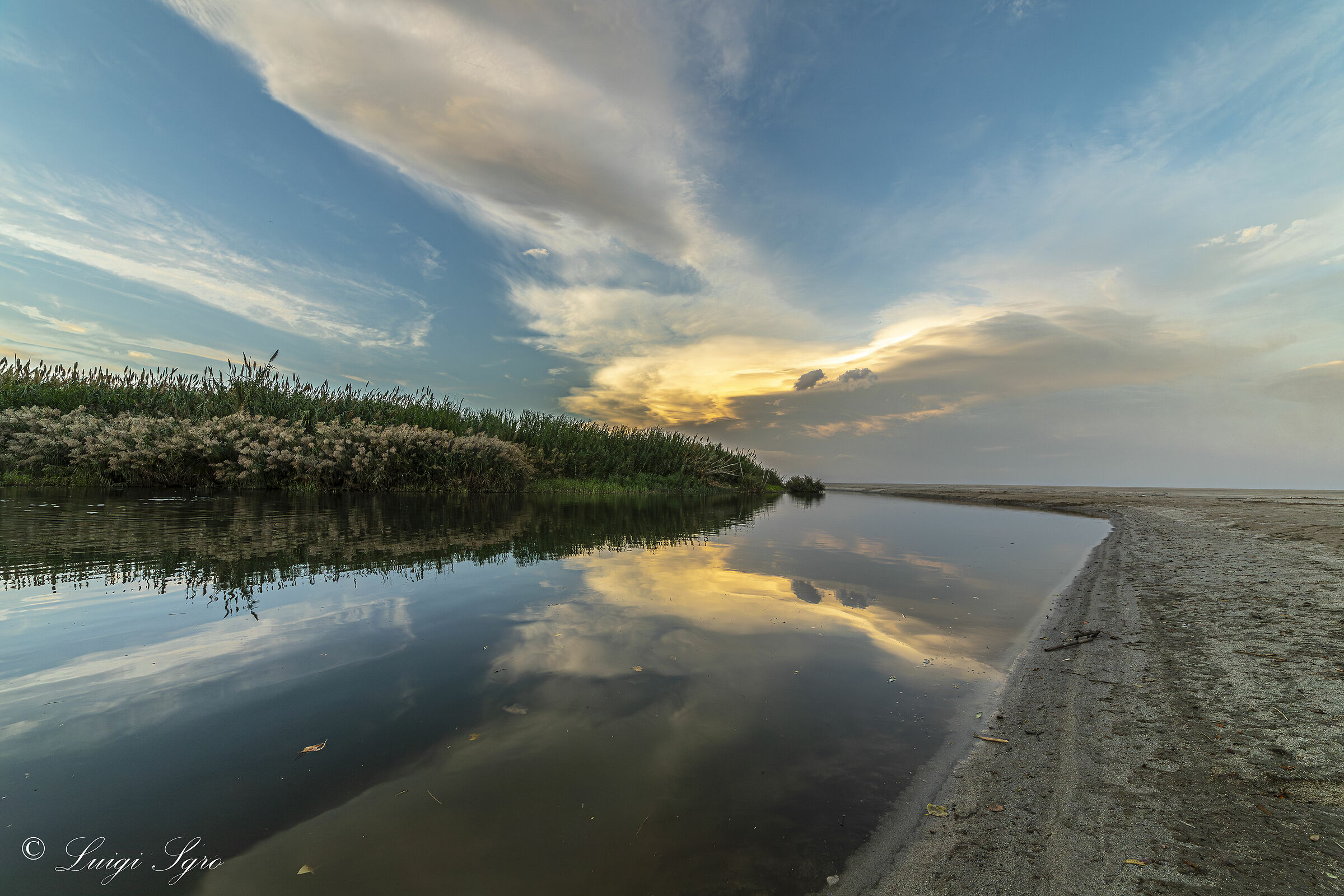 Quando il fiume incontra il mare e poi.....il cielo !!