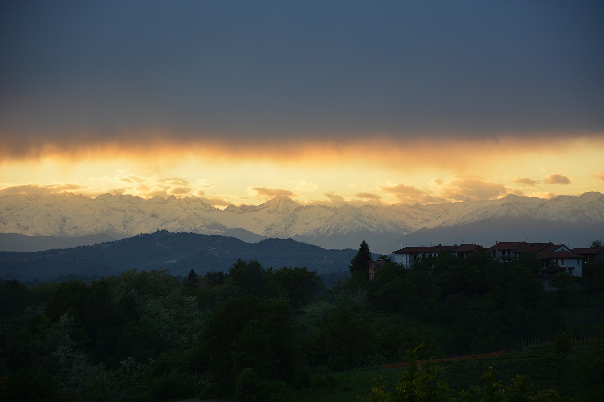 Picolo paese a tramonto