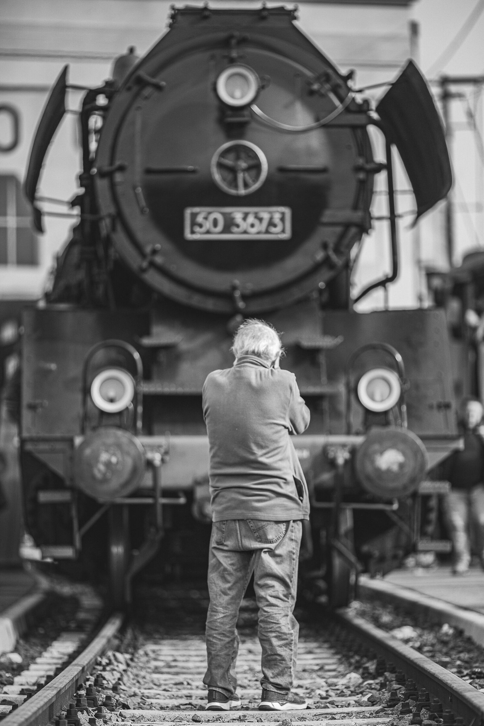 E sul binario stava la locomotiva