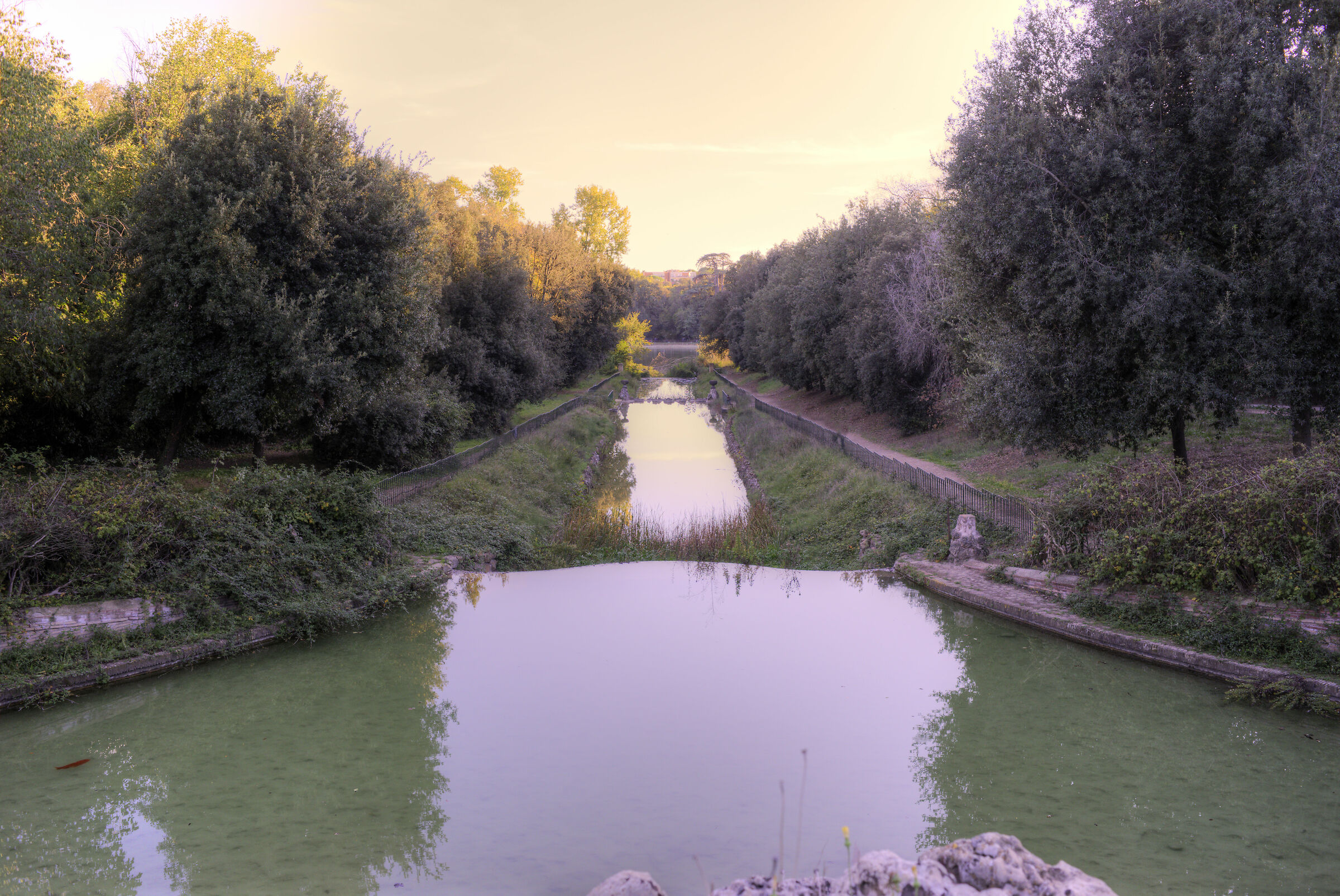 Vista della fontana di Villa Pamphili pentax 35mm 2.8