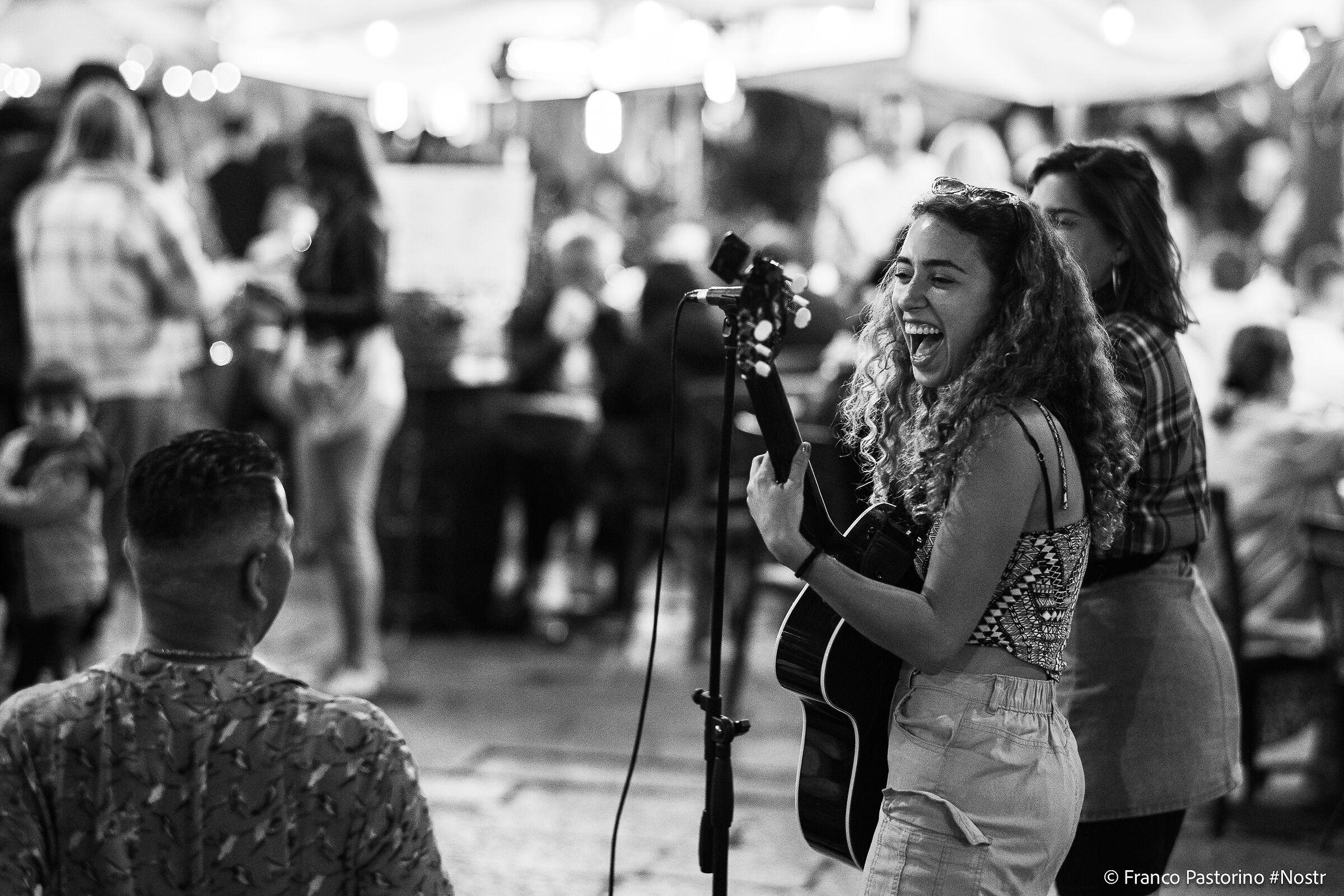 Street artists in Bologna