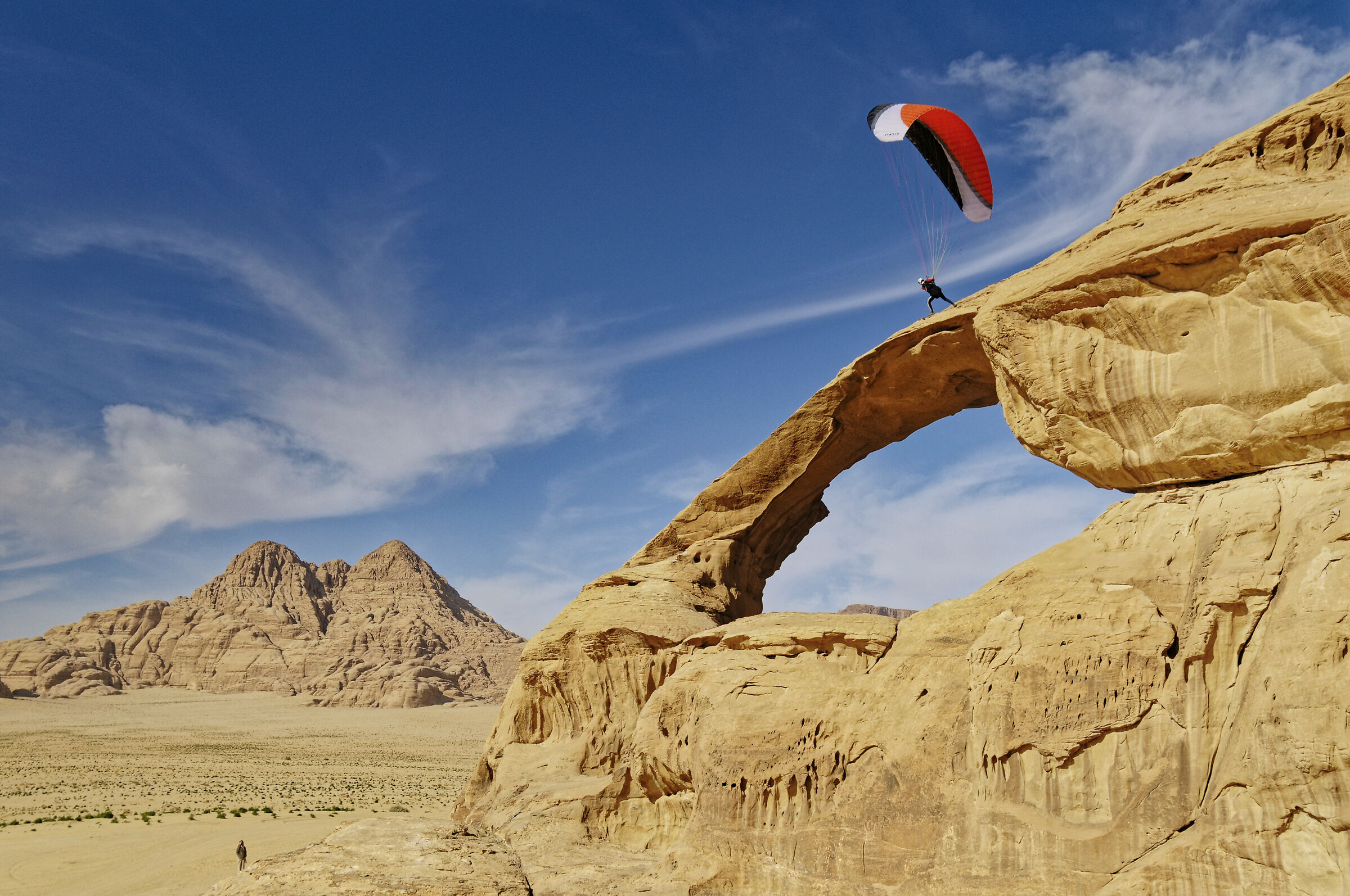 Mike Kung su Arc -Wadi Rum-