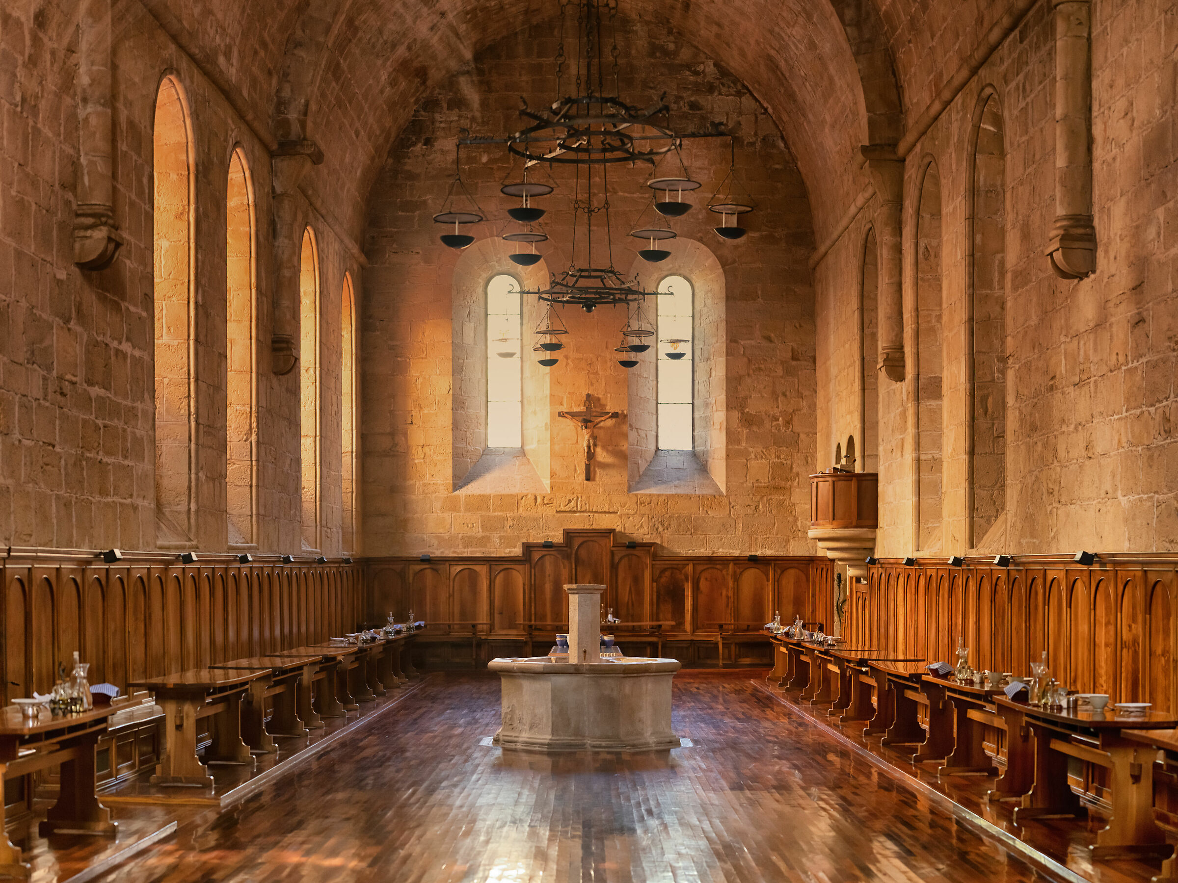 Santa Maria de Poblet: il refettorio