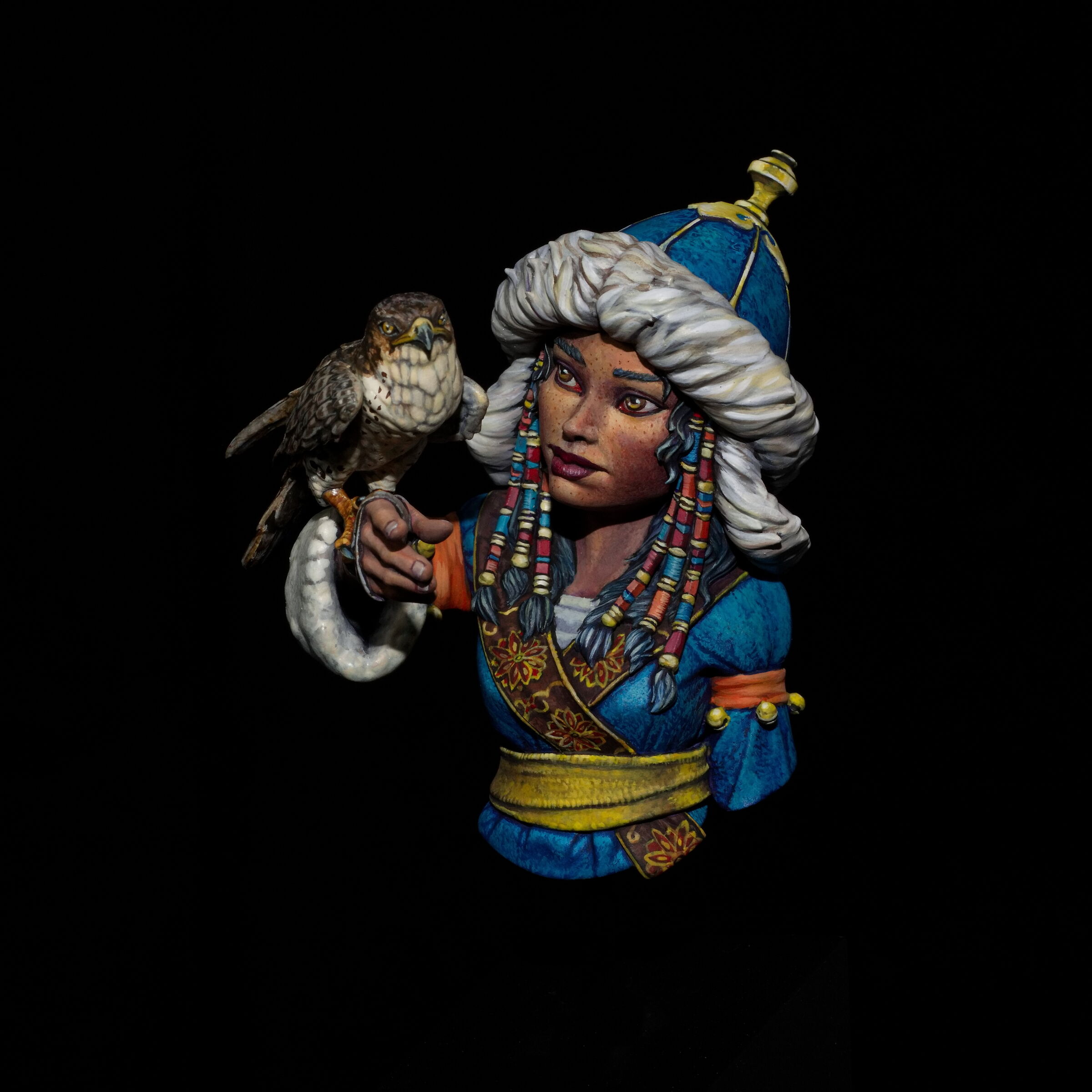 Ragazza Mongola con Falco