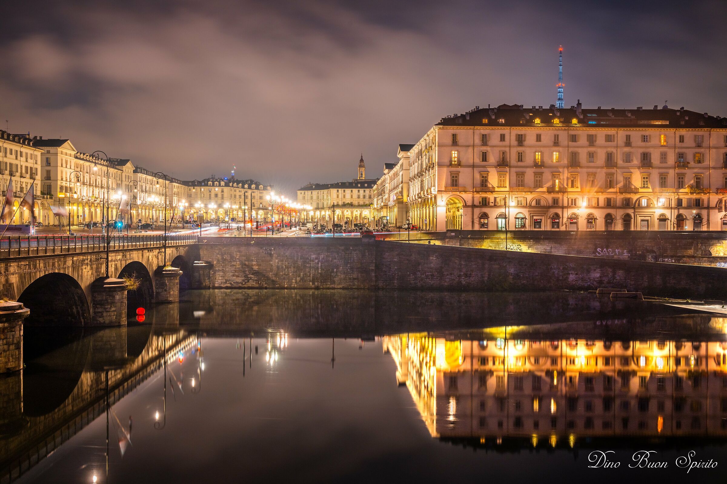 Torino by night
