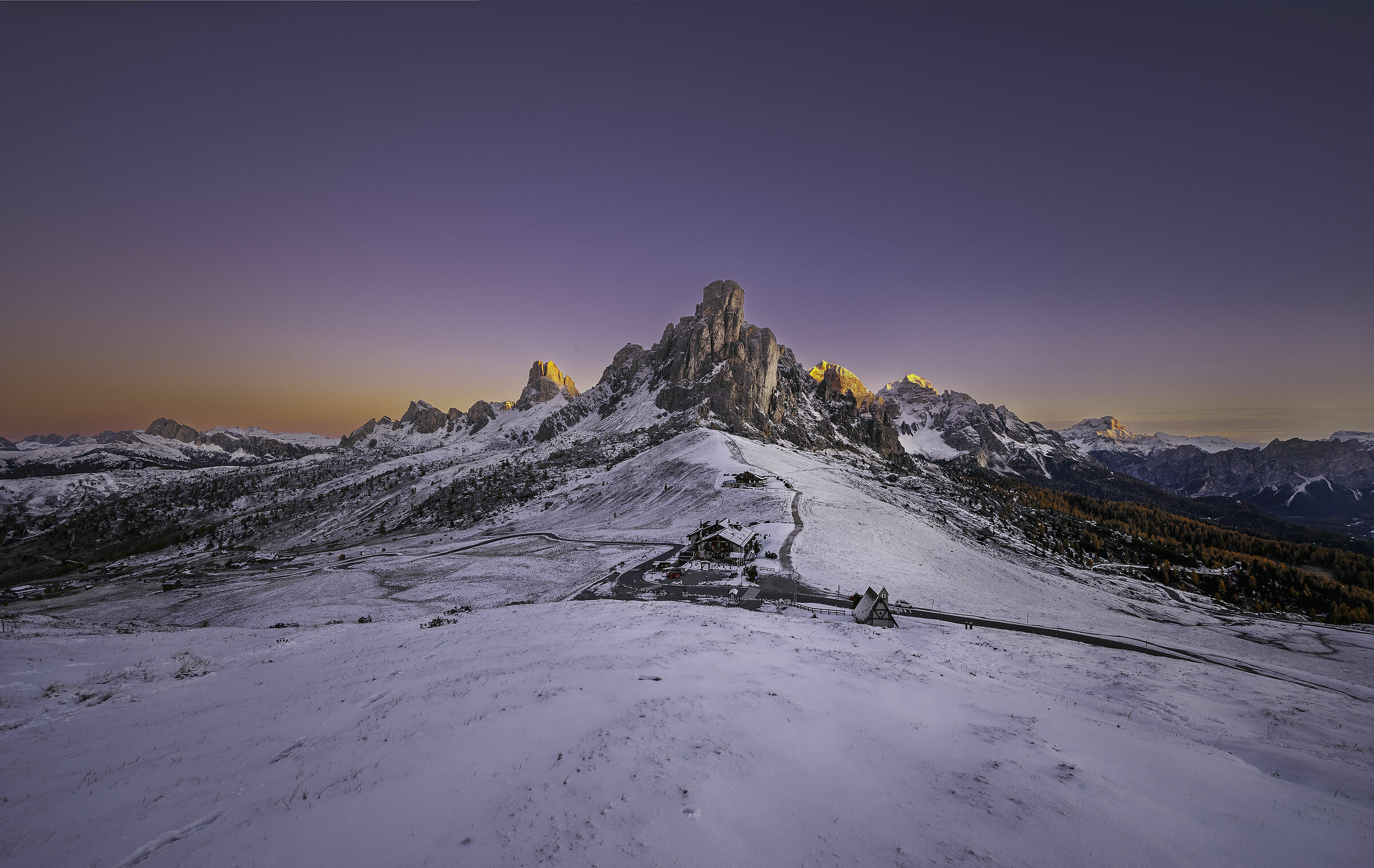 Alba passo di Giau
