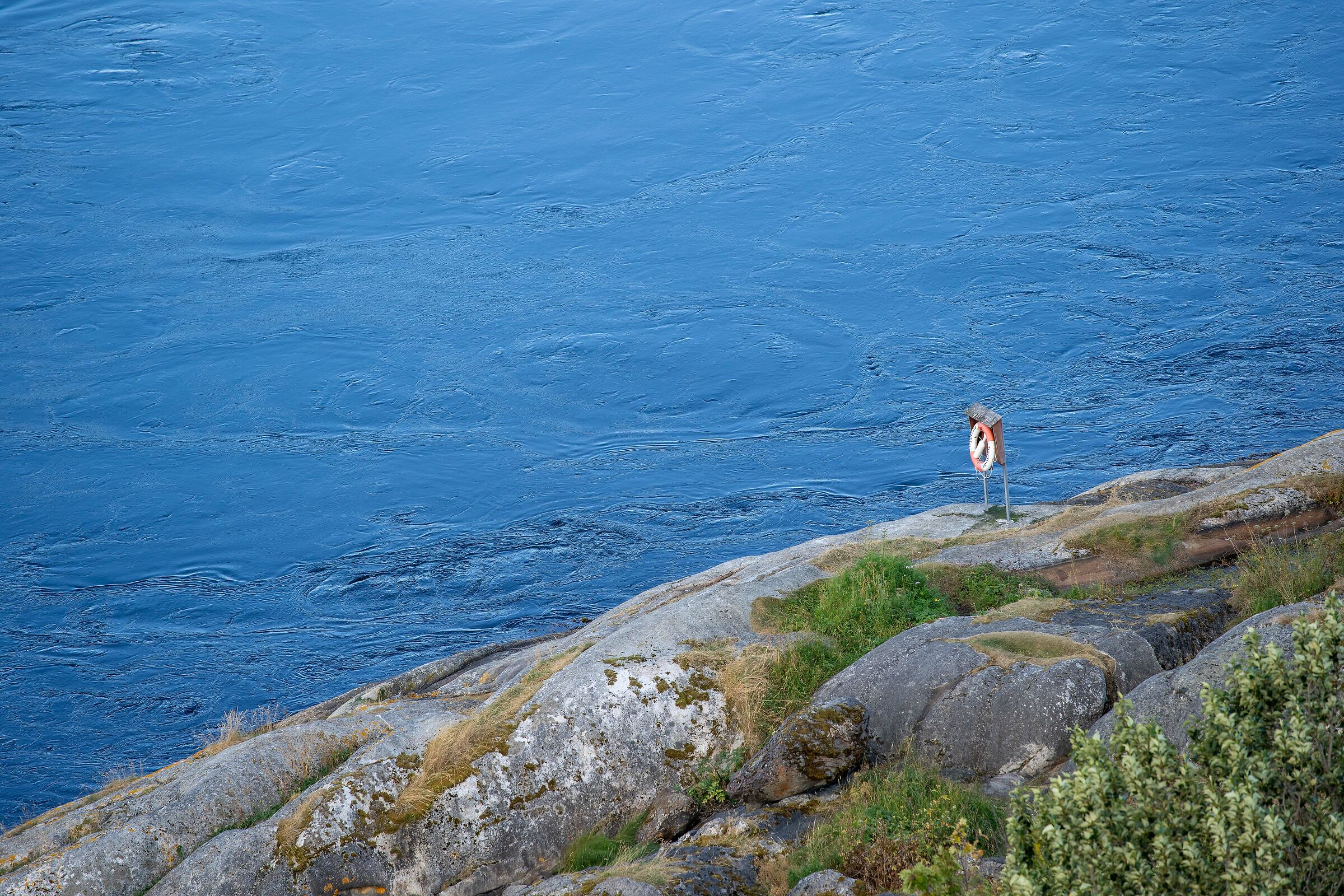 the coast towards Mosjøen
