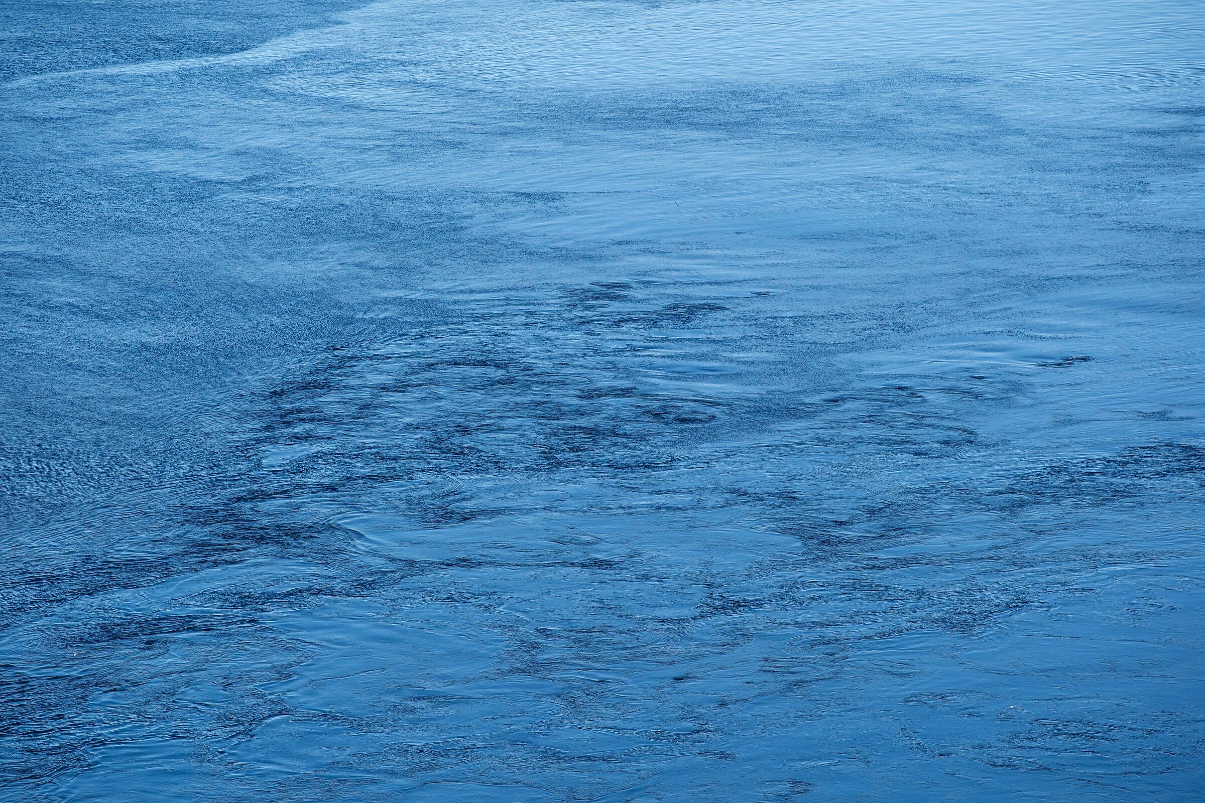 the coast towards Mosjøen