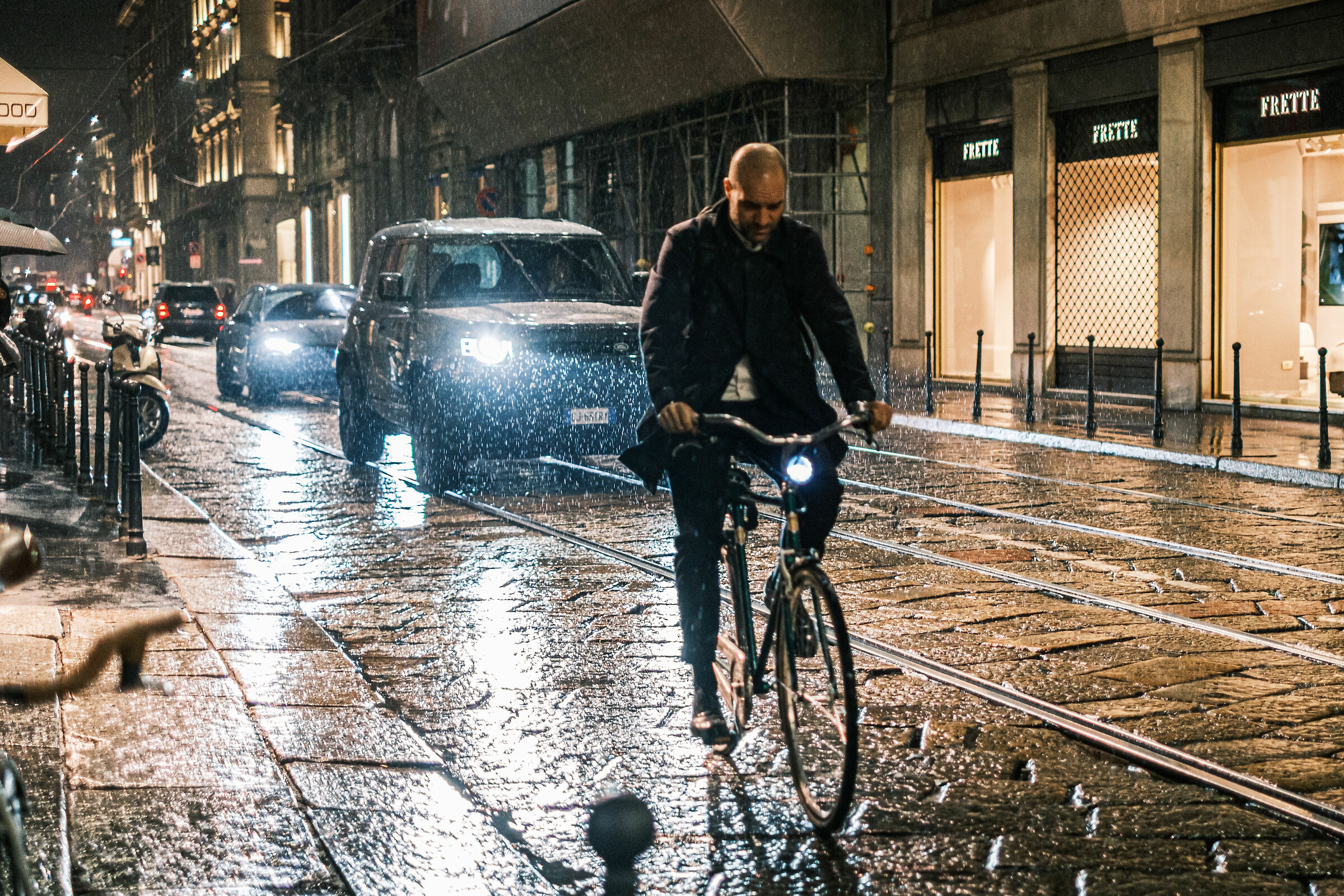 Under the rain -  Milano