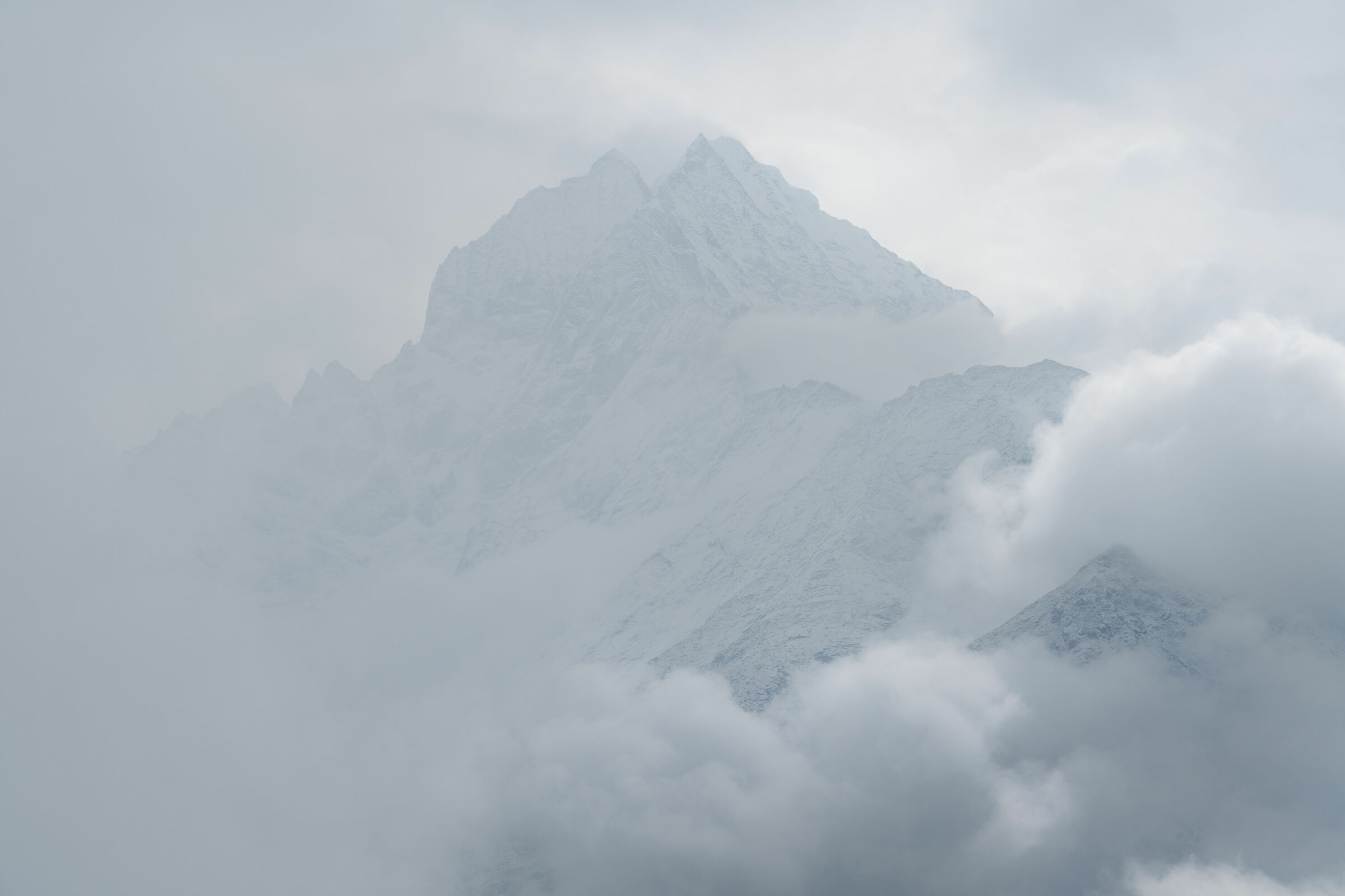 Beyond Peaks and Horizons II: Taniquetil