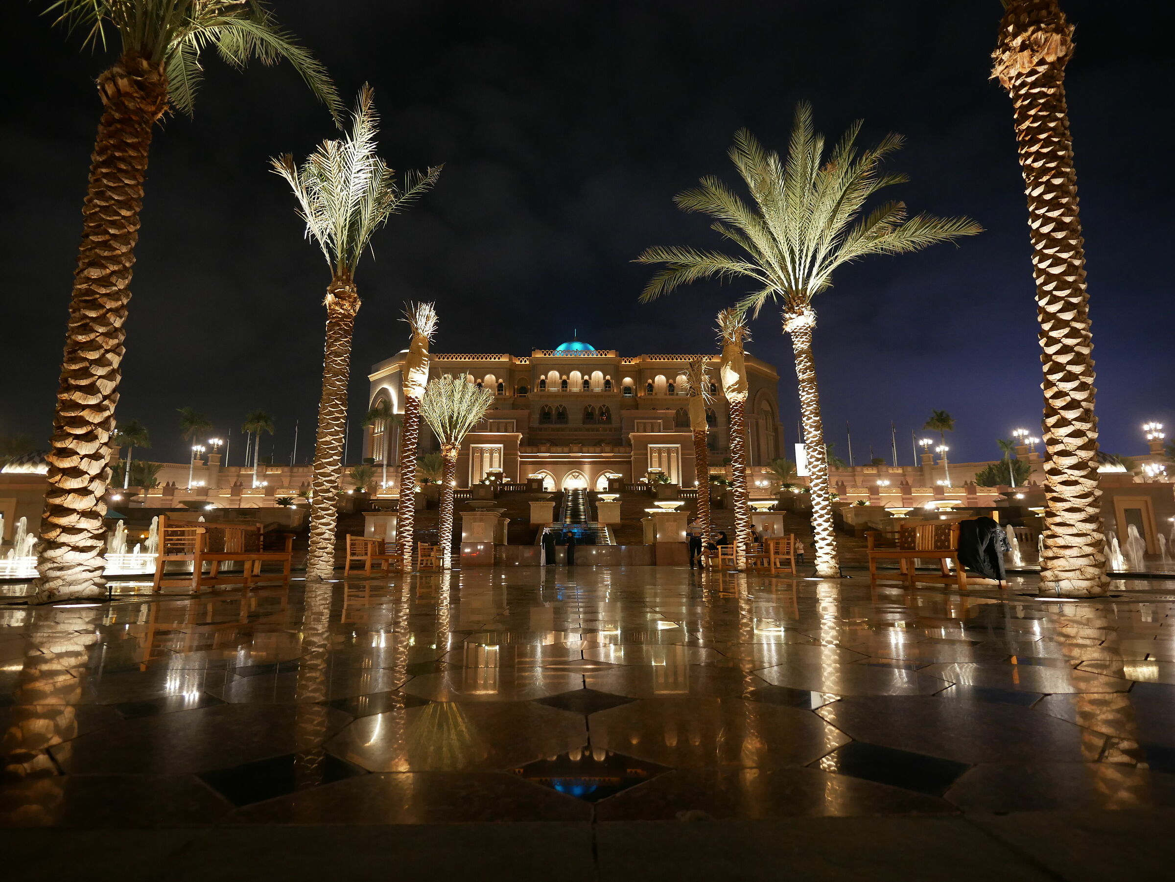 Emirates Palace Fountain
