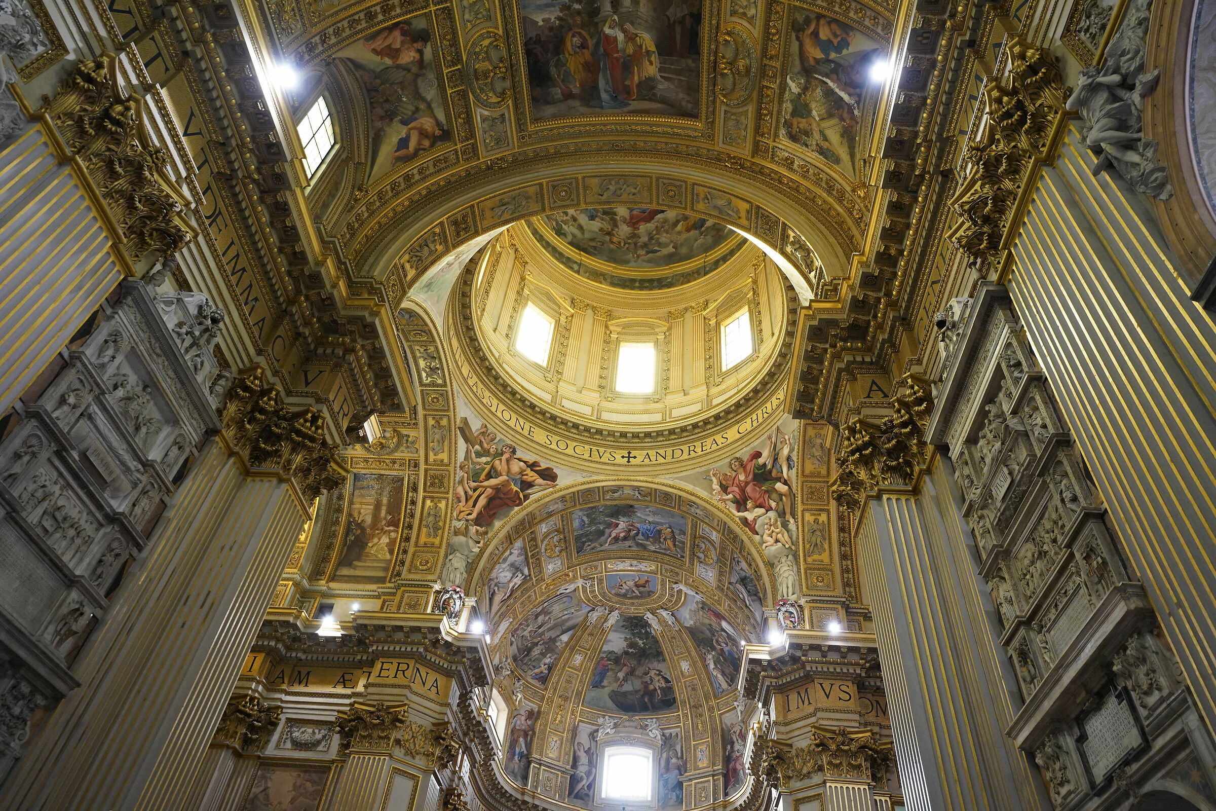 Basilica Andrea della Valle - Rome