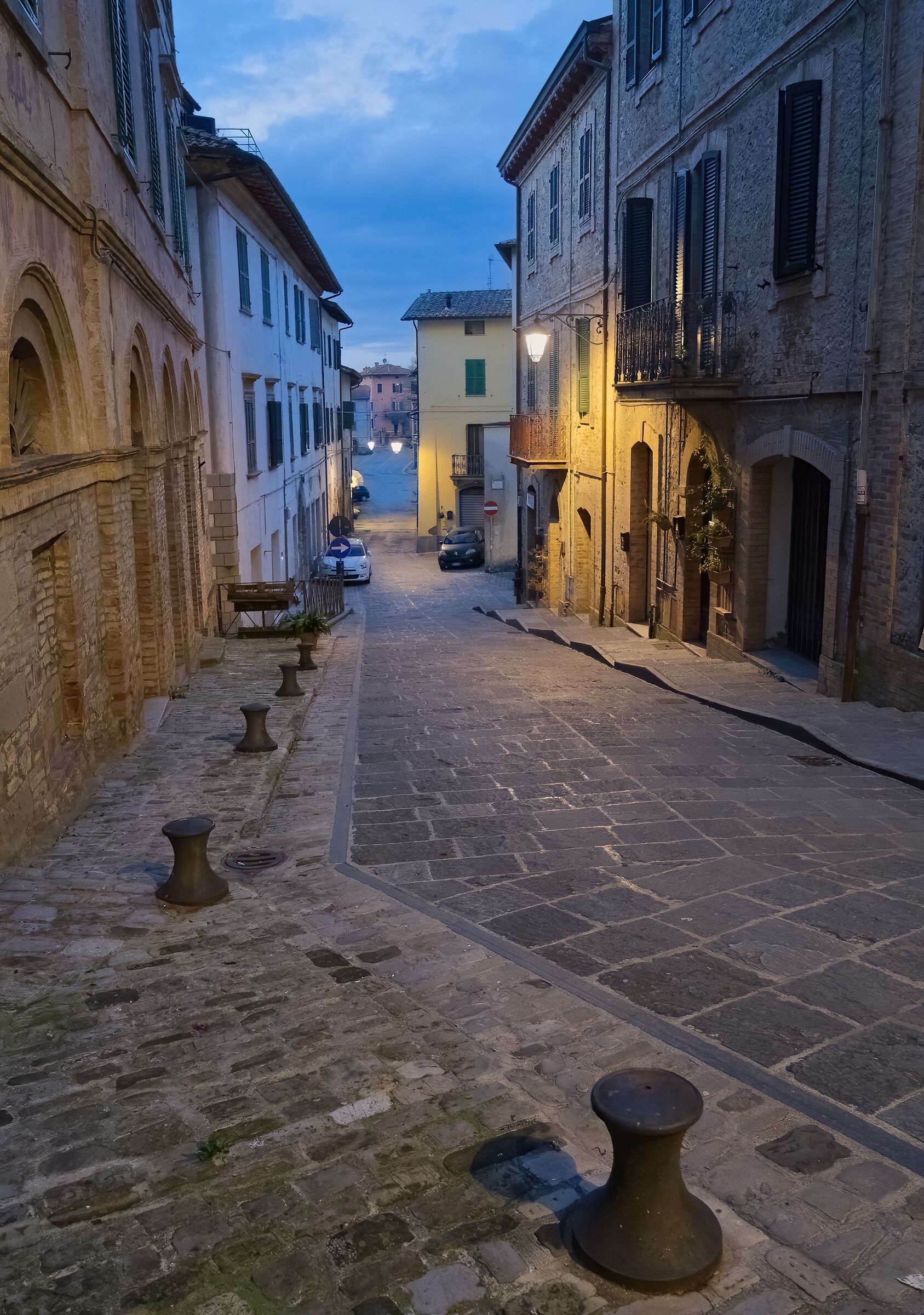 The alleys of Umbertide at sunset