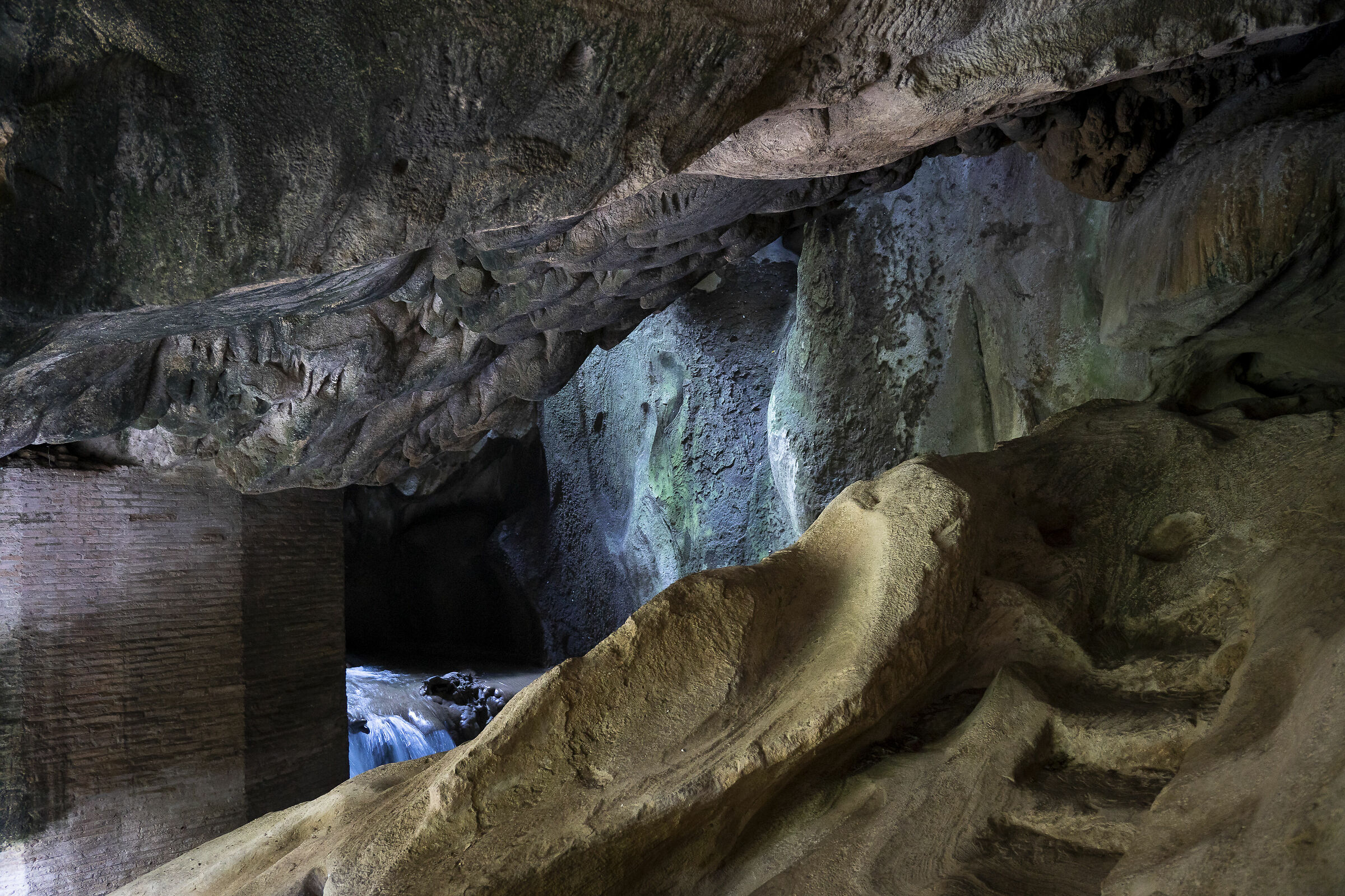 Grotta di Nettuno (Villa Gregoriana Tivoli)
