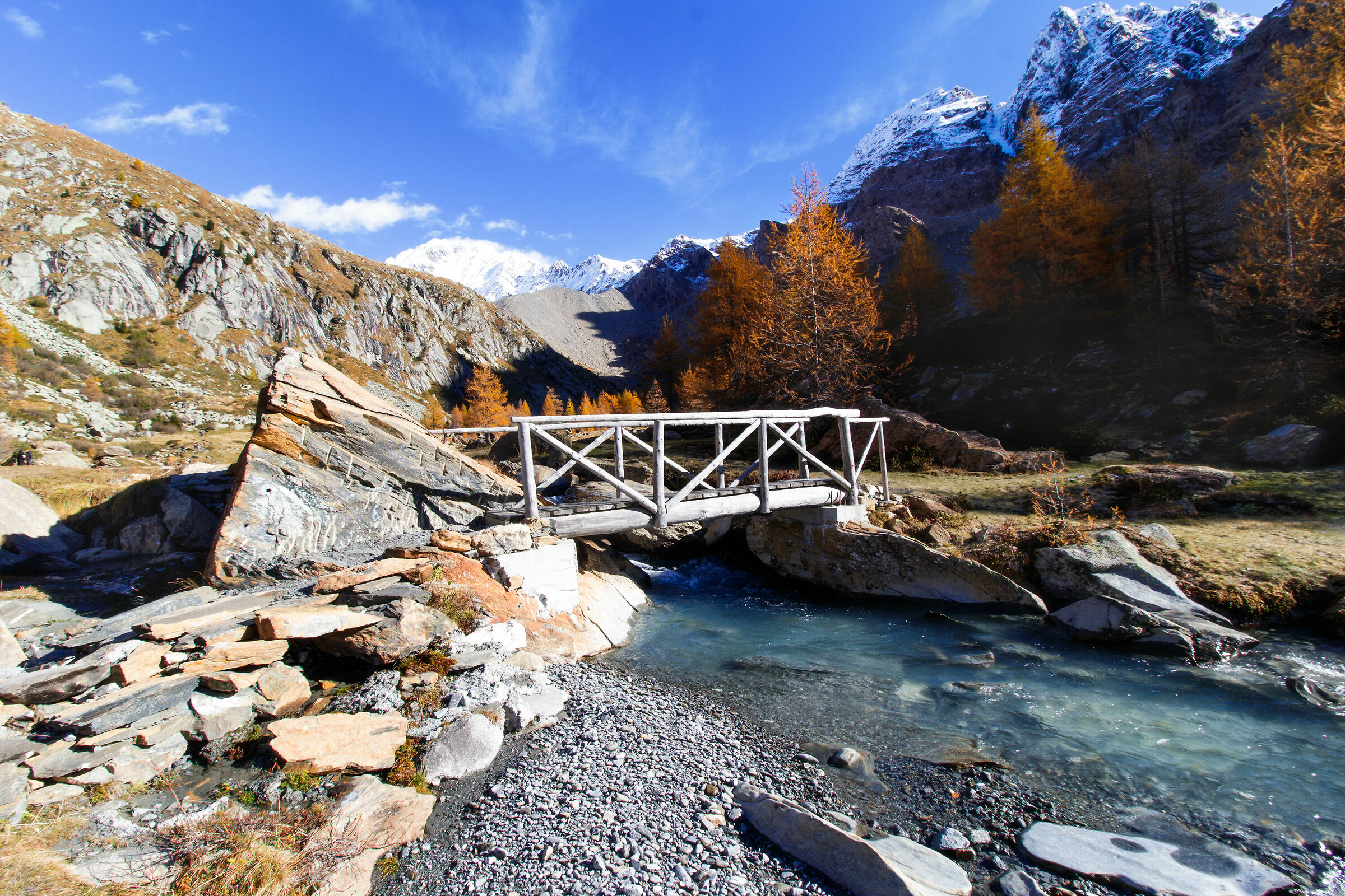 Un ponte per il paradiso terrestre...