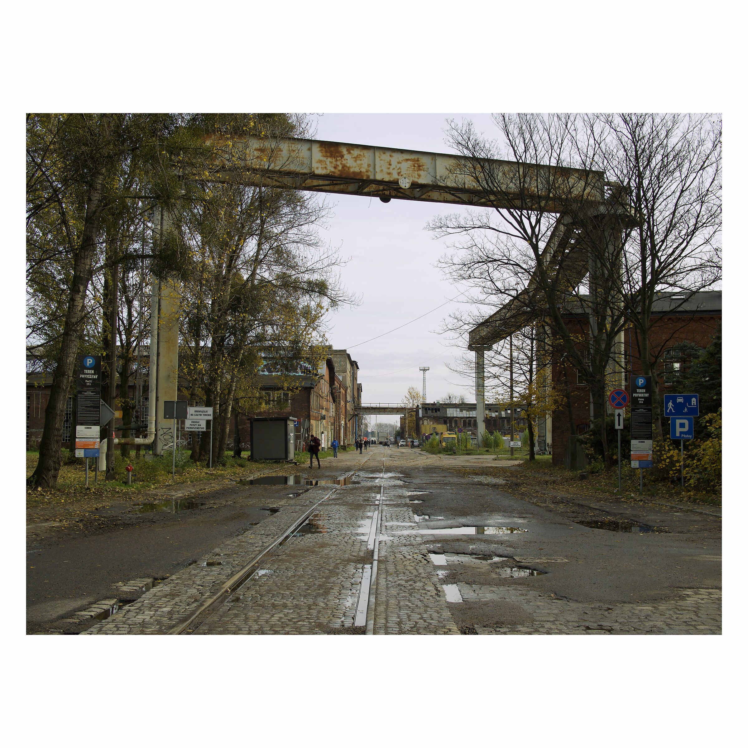 Behind the harbour, 1.