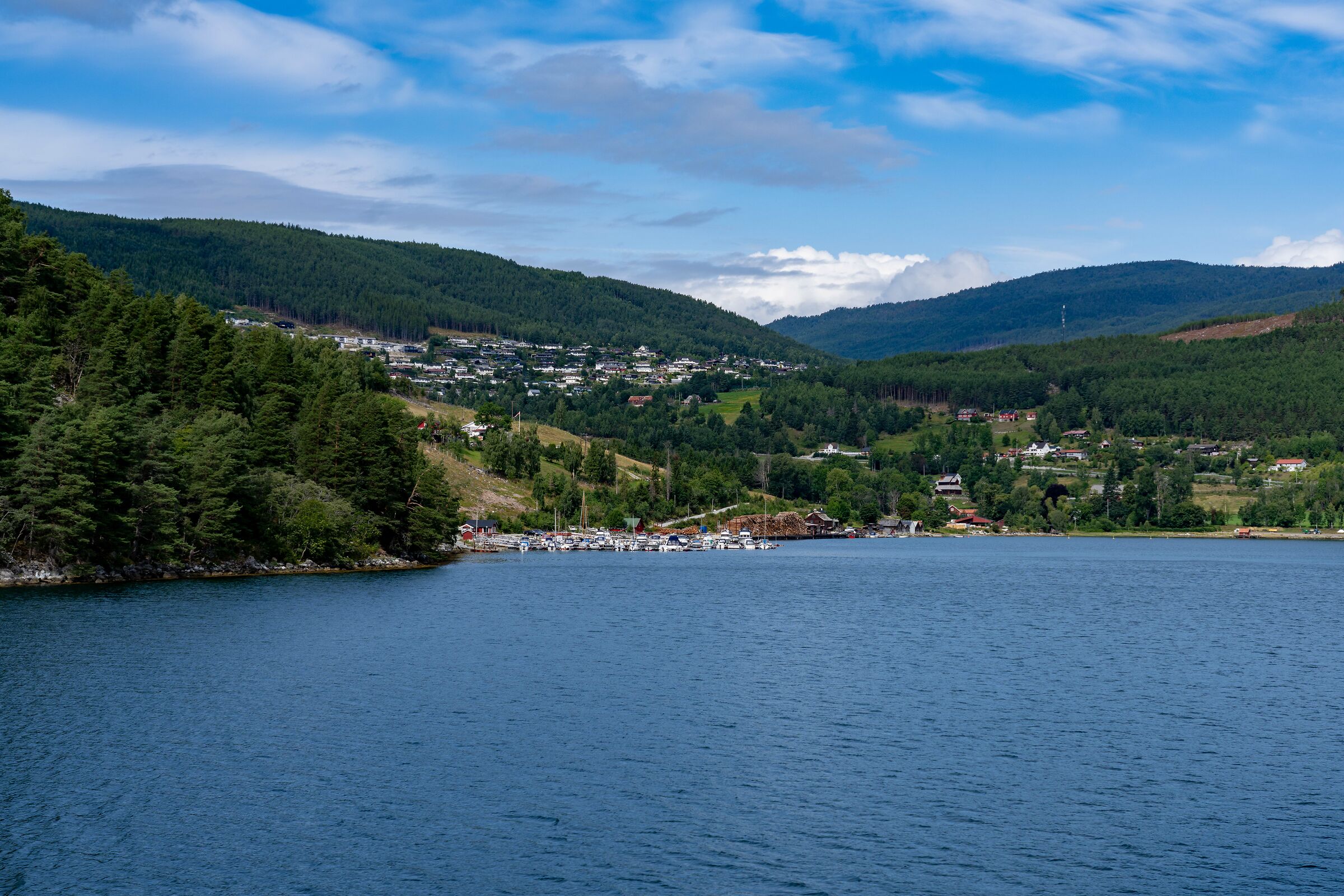 navigando sul Sognefjord