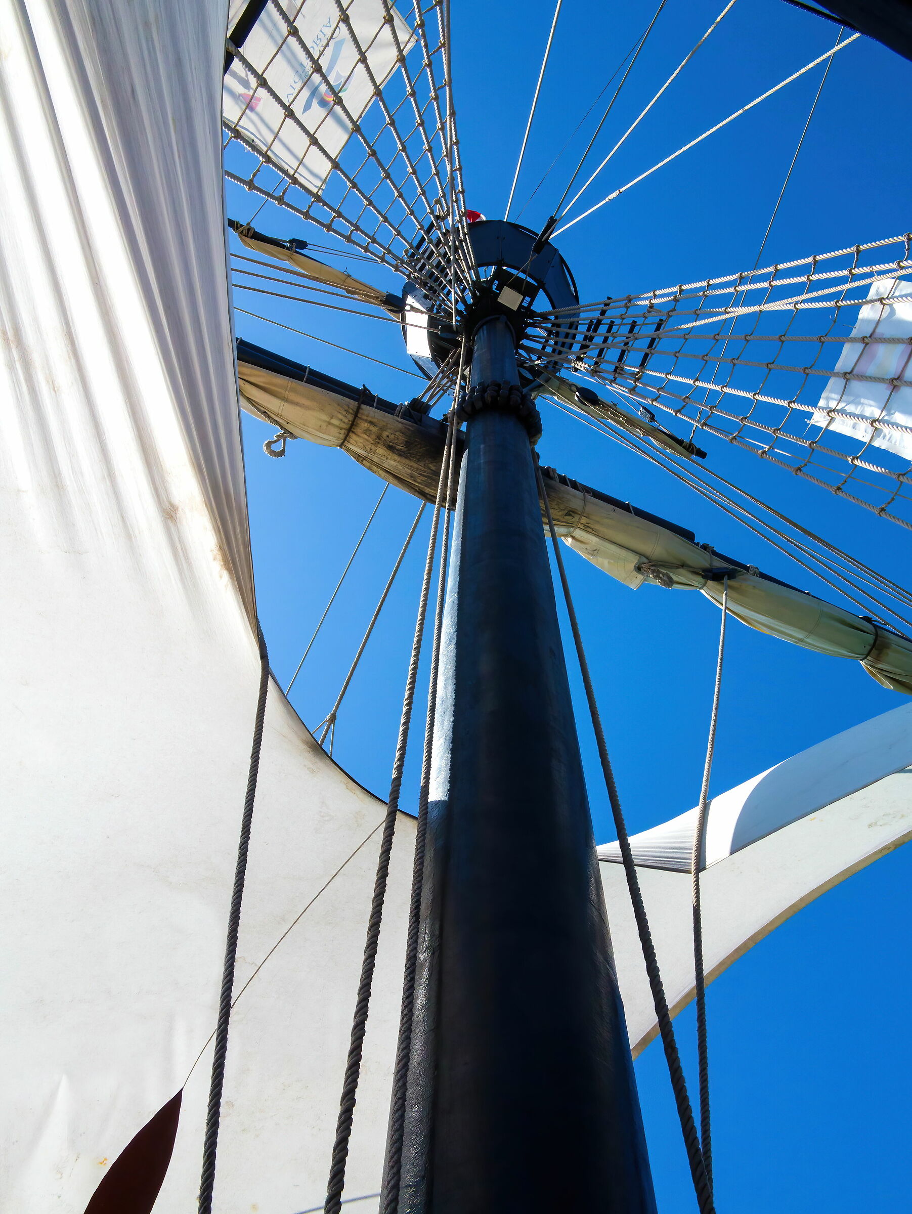 Earthaaaa... Earthaaaa..