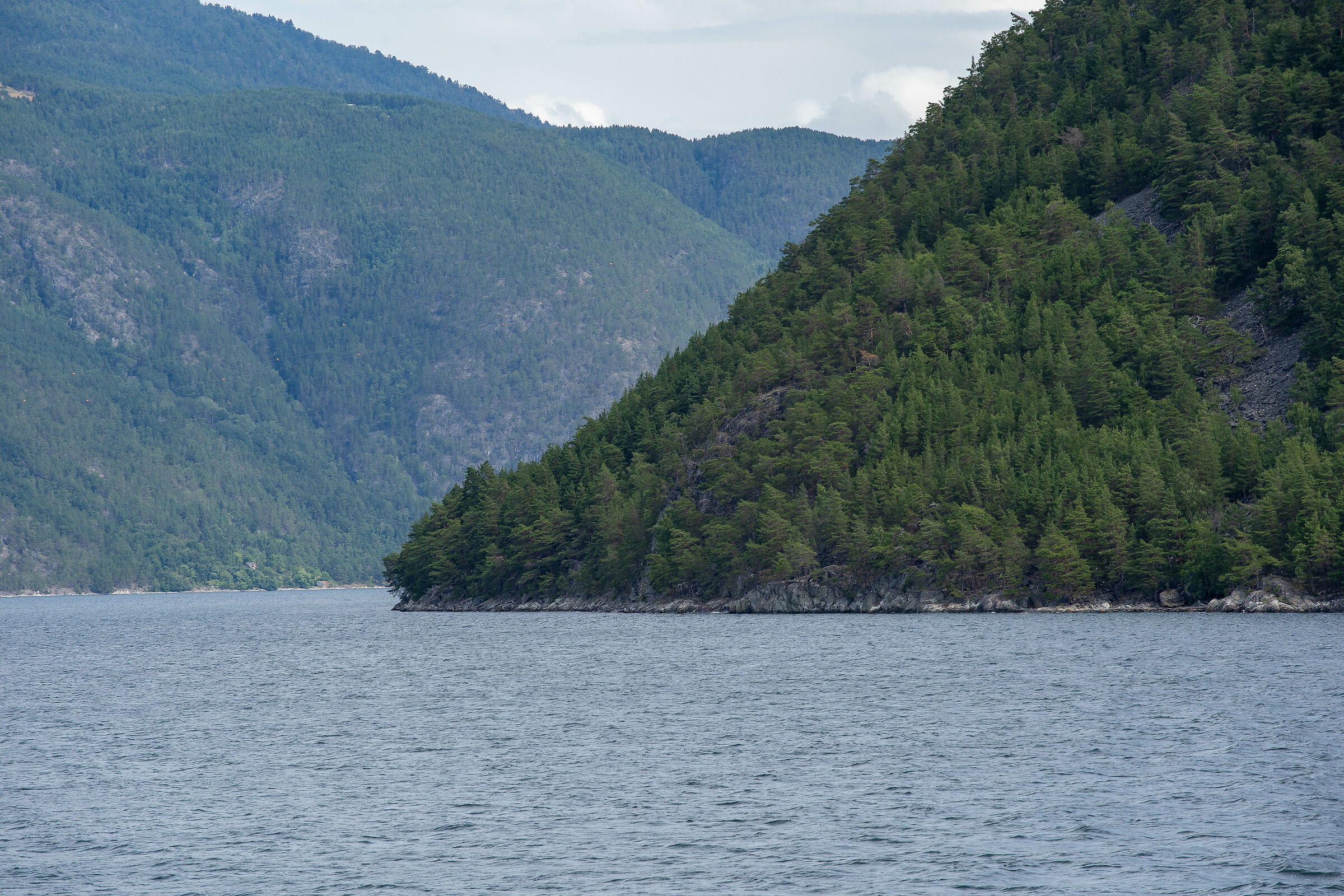 navigando sul Sognefjord