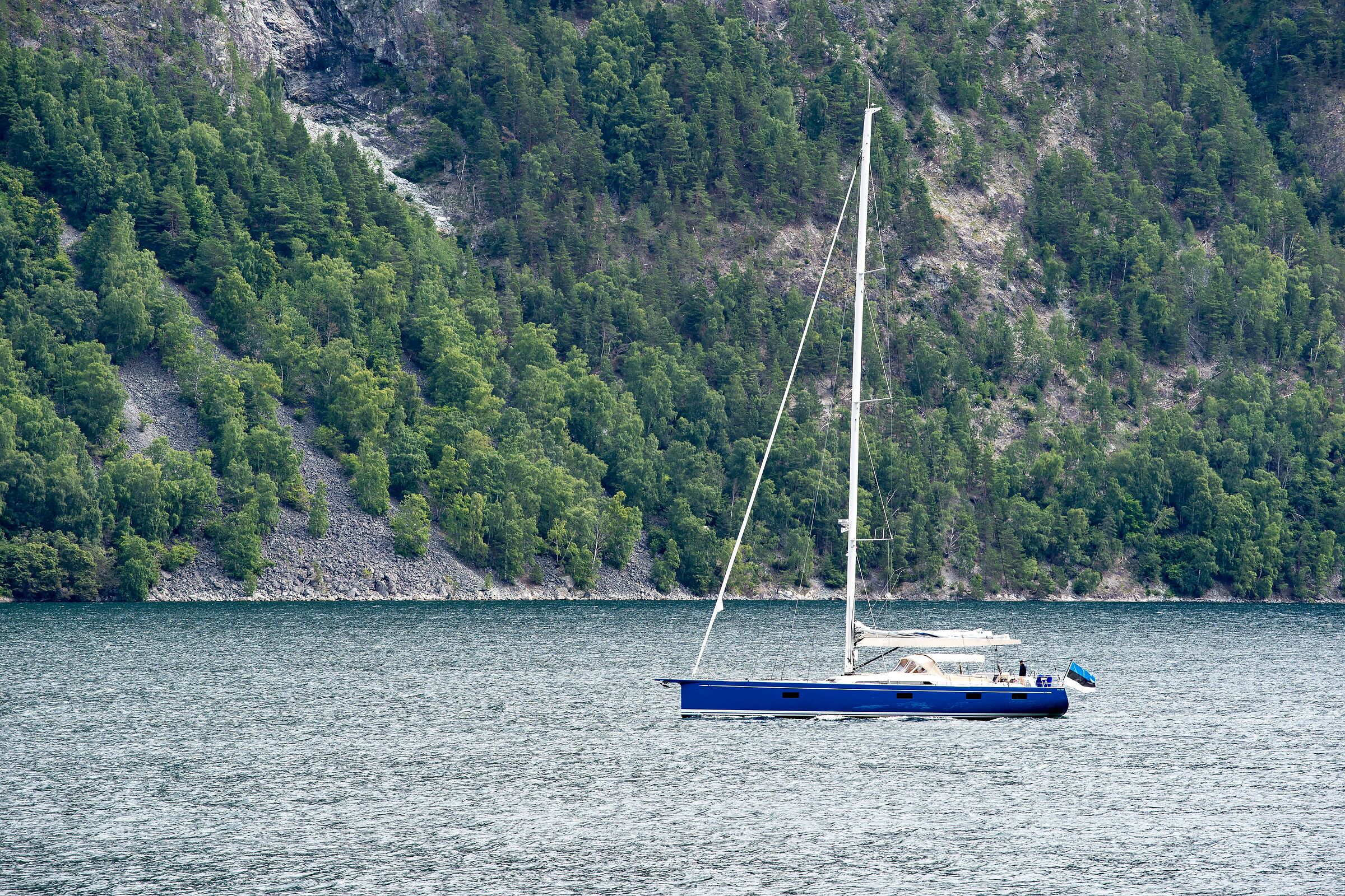 navigando sul Sognefjord