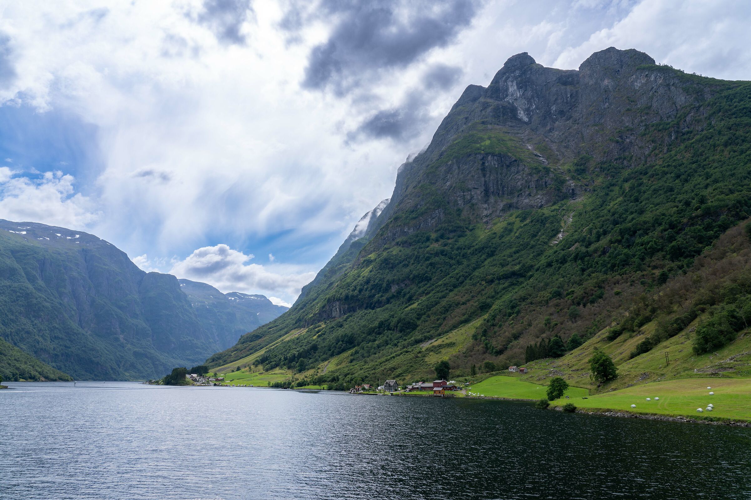 navigando sul Sognefjord